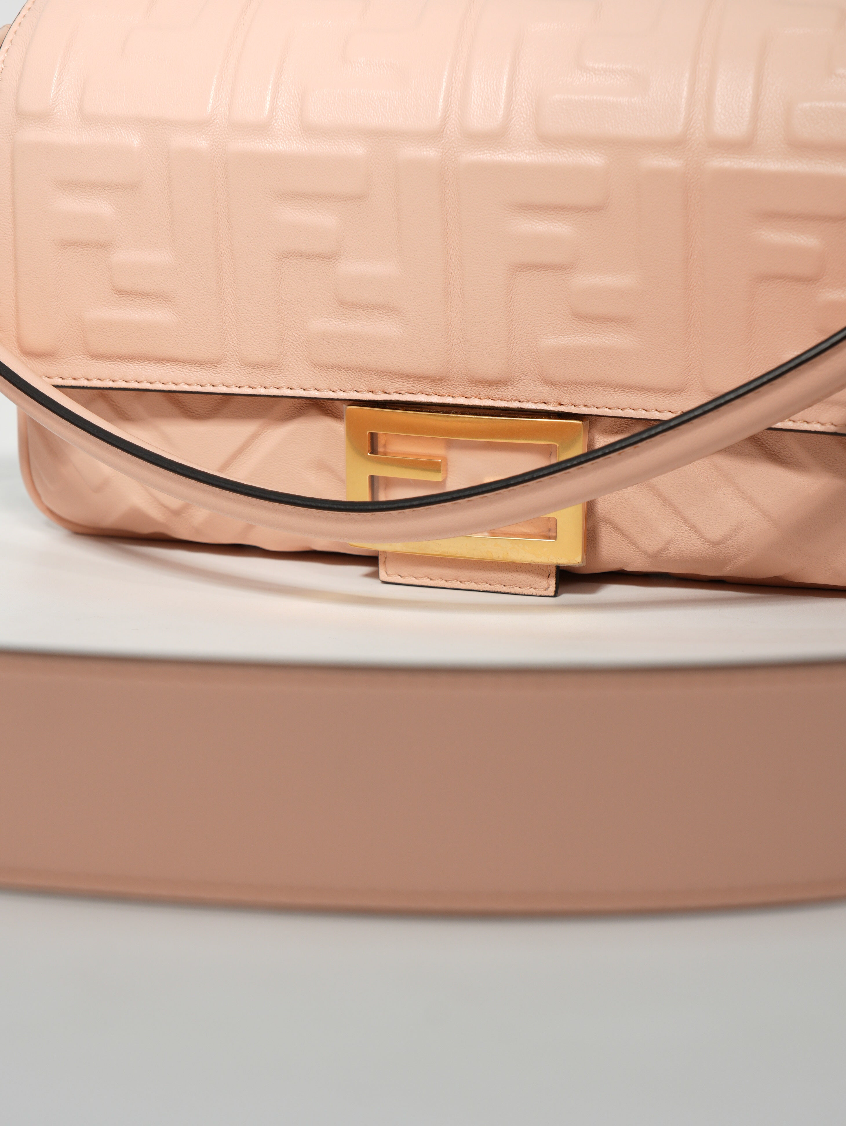 Fendi Baguette Medium