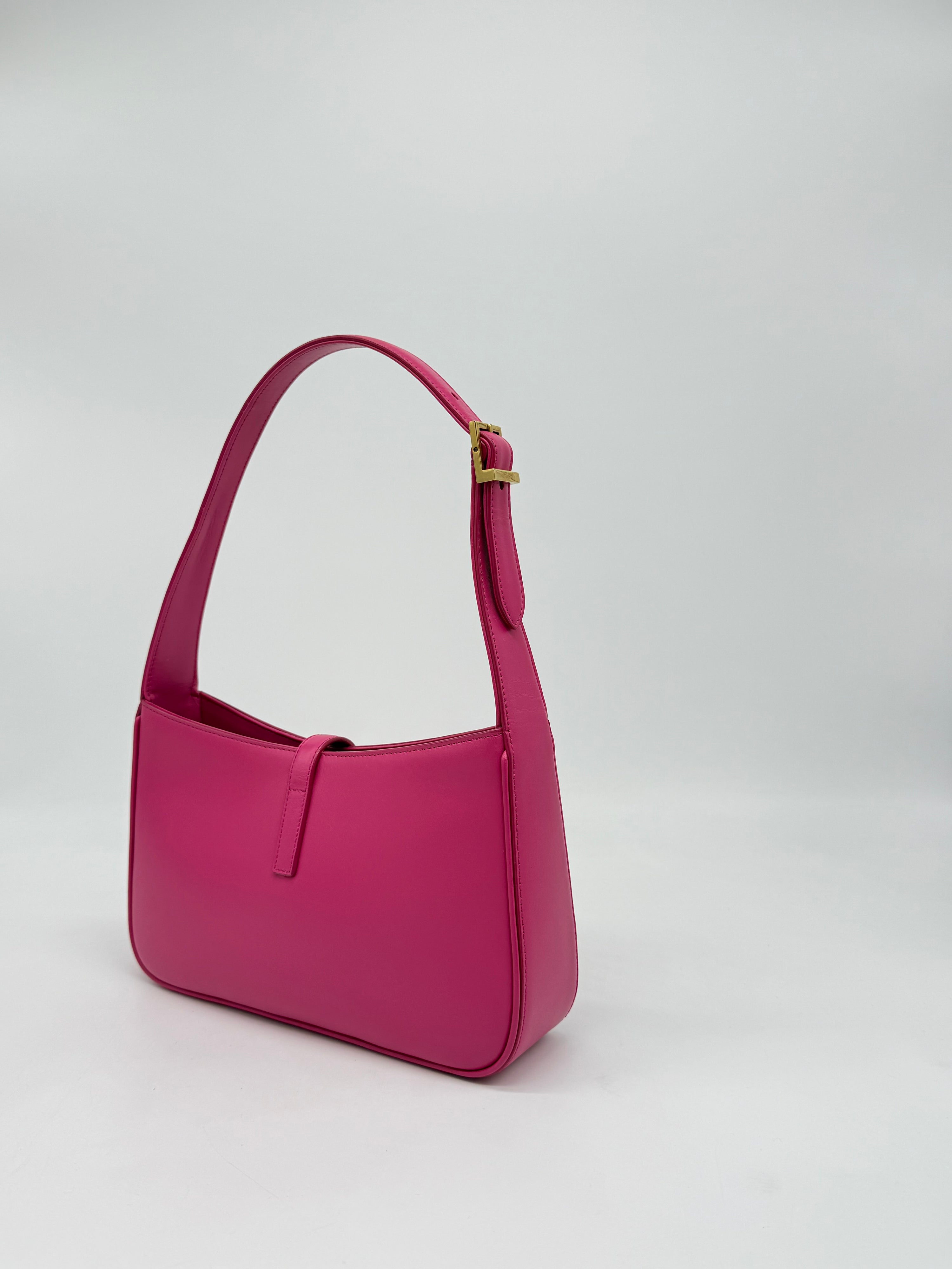 Saint Laurent Hobo le 5 à 7
