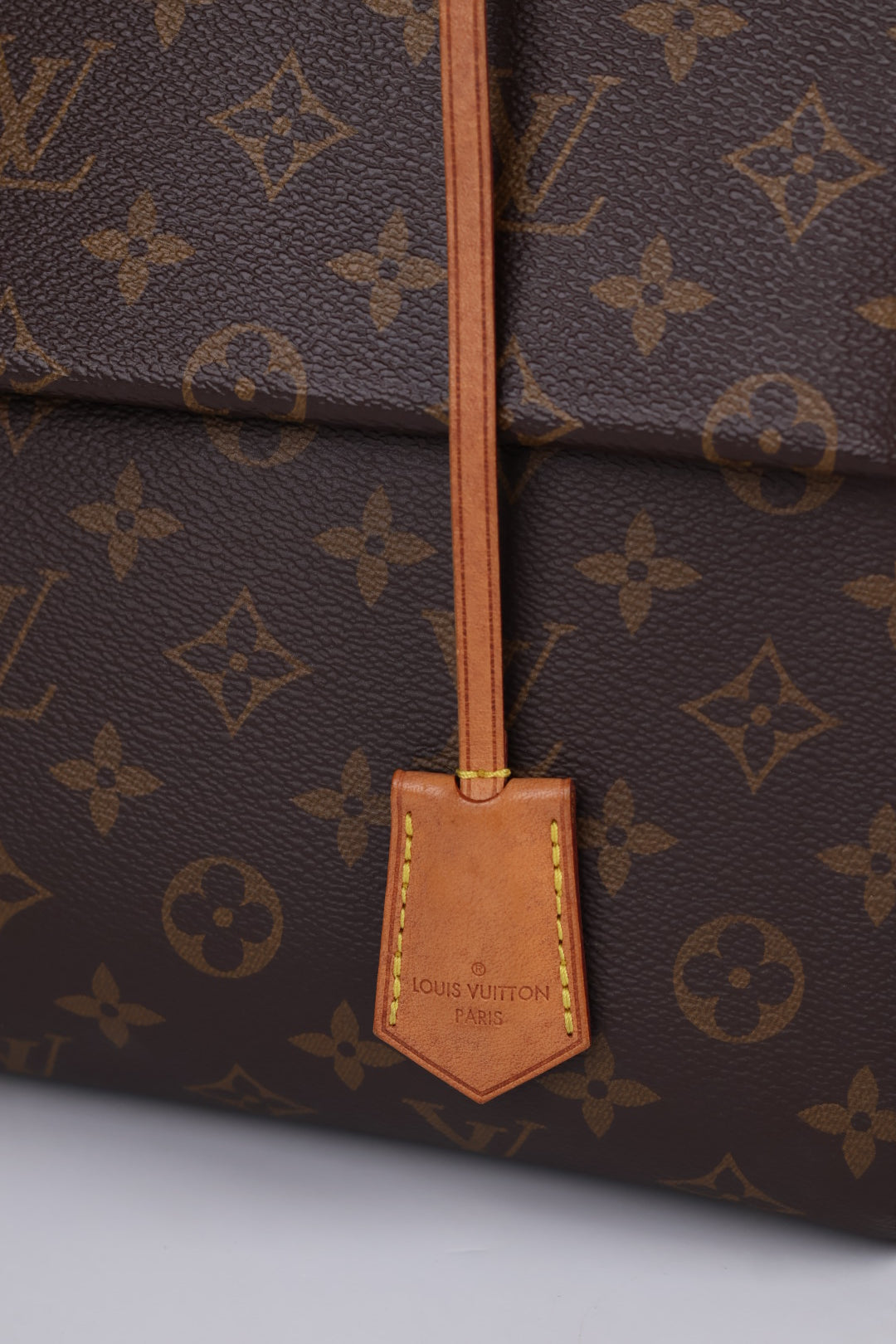 Louis Vuitton Cluny MM Monogram
