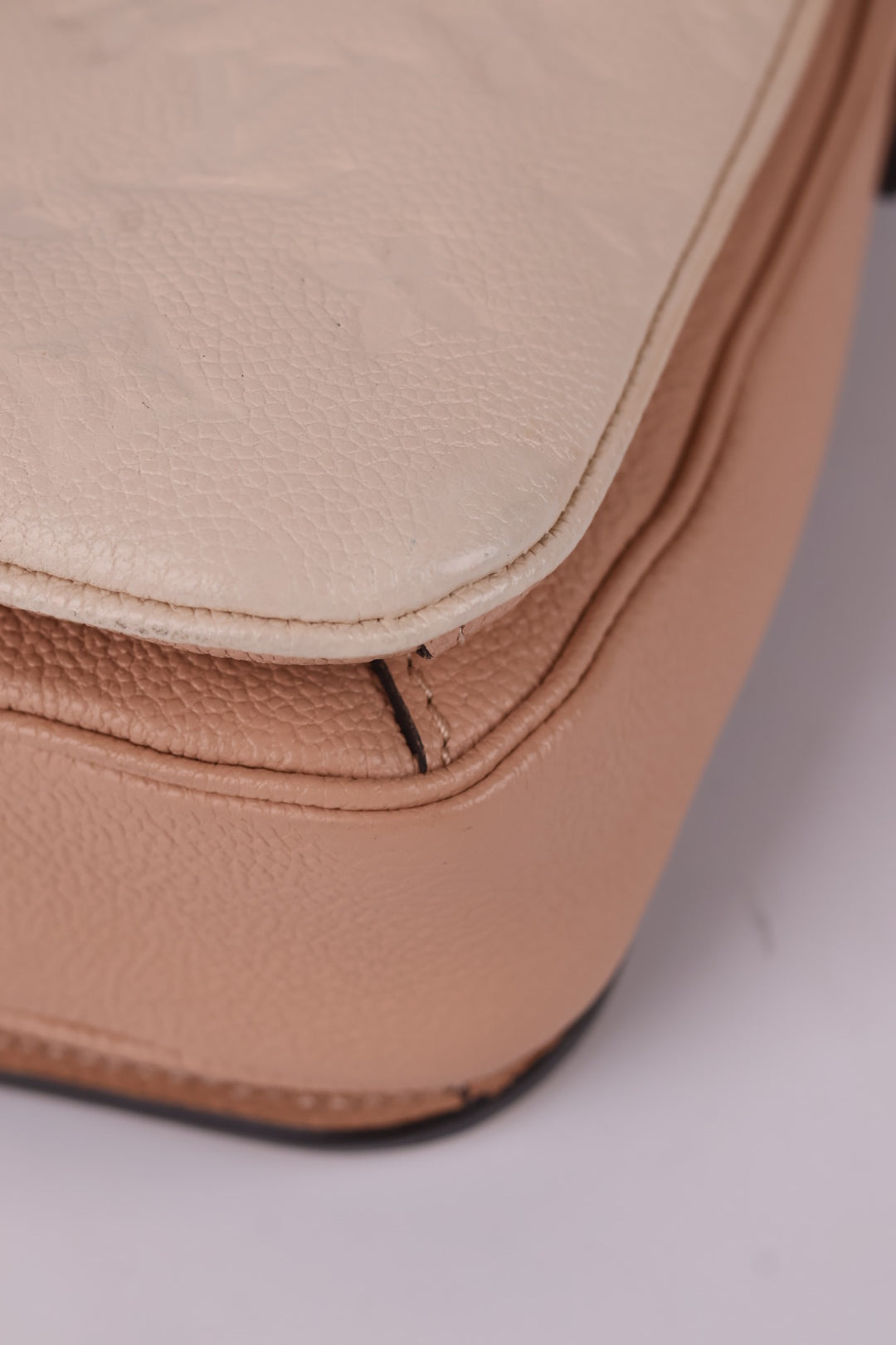 Louis Vuitton Métis Empreinte