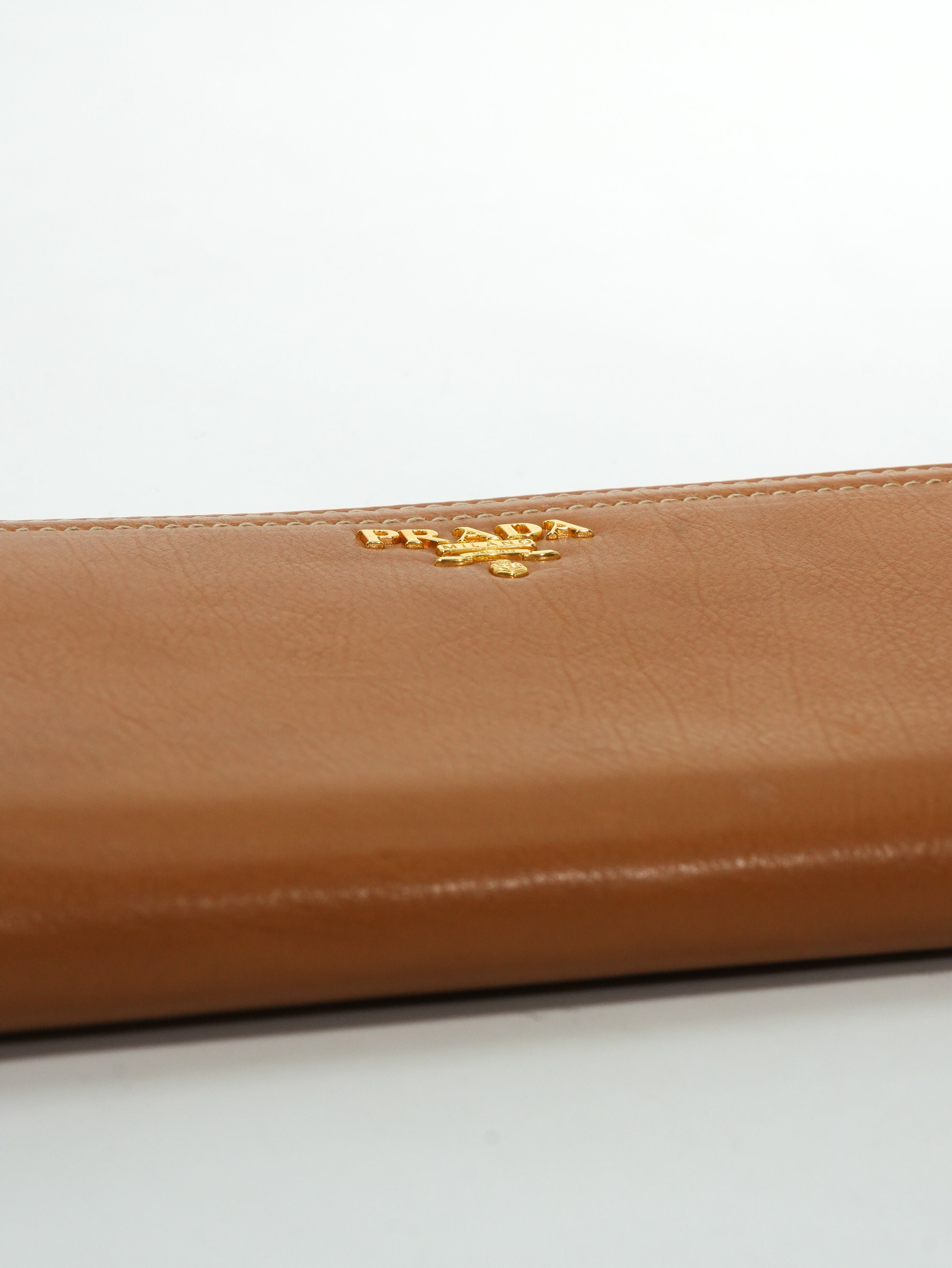 Prada Portafoglio Lungo Zippy