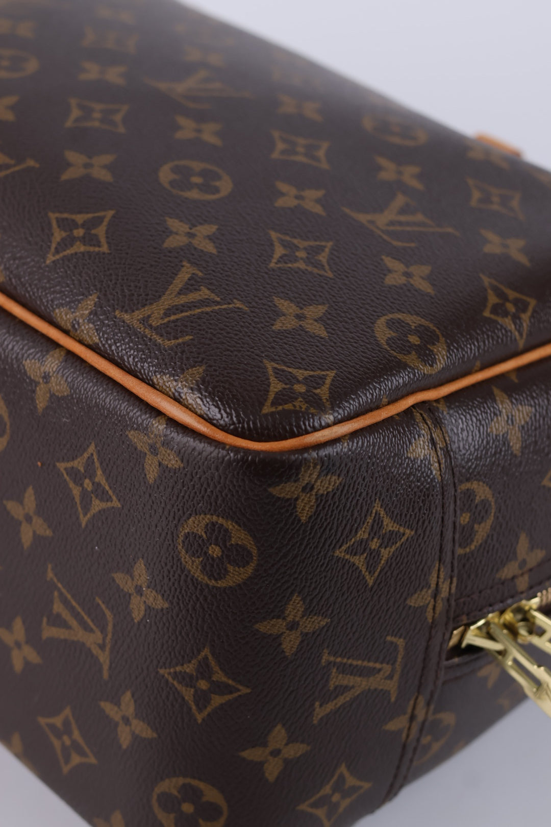 Louis Vuitton Deauville Monogram