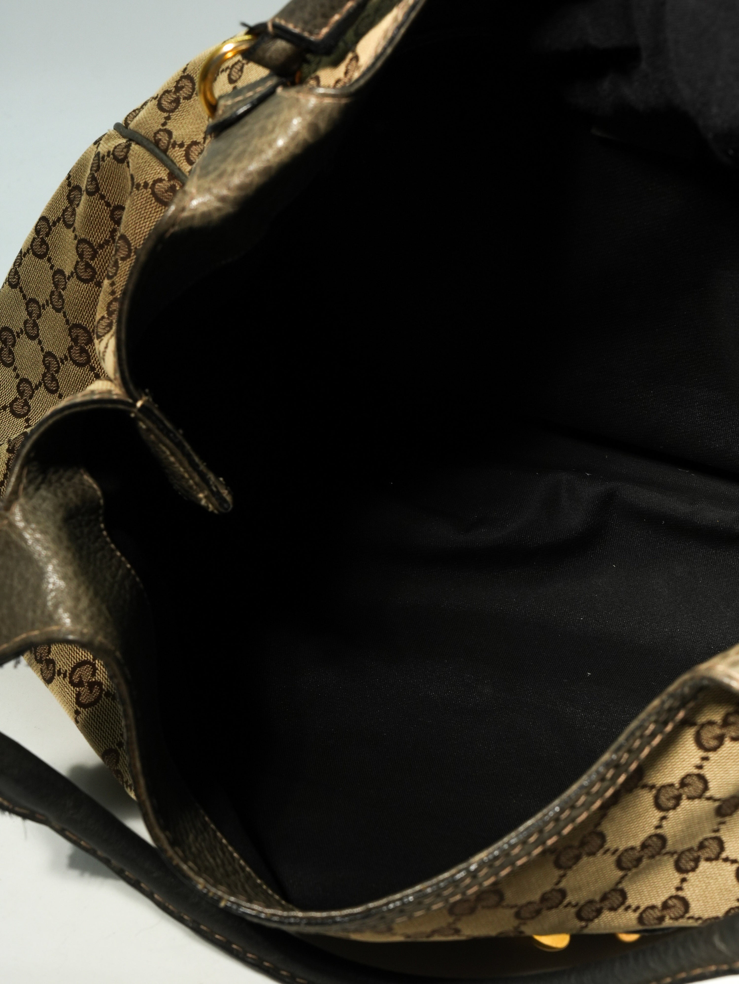 Gucci Pelham Tote GG Wave