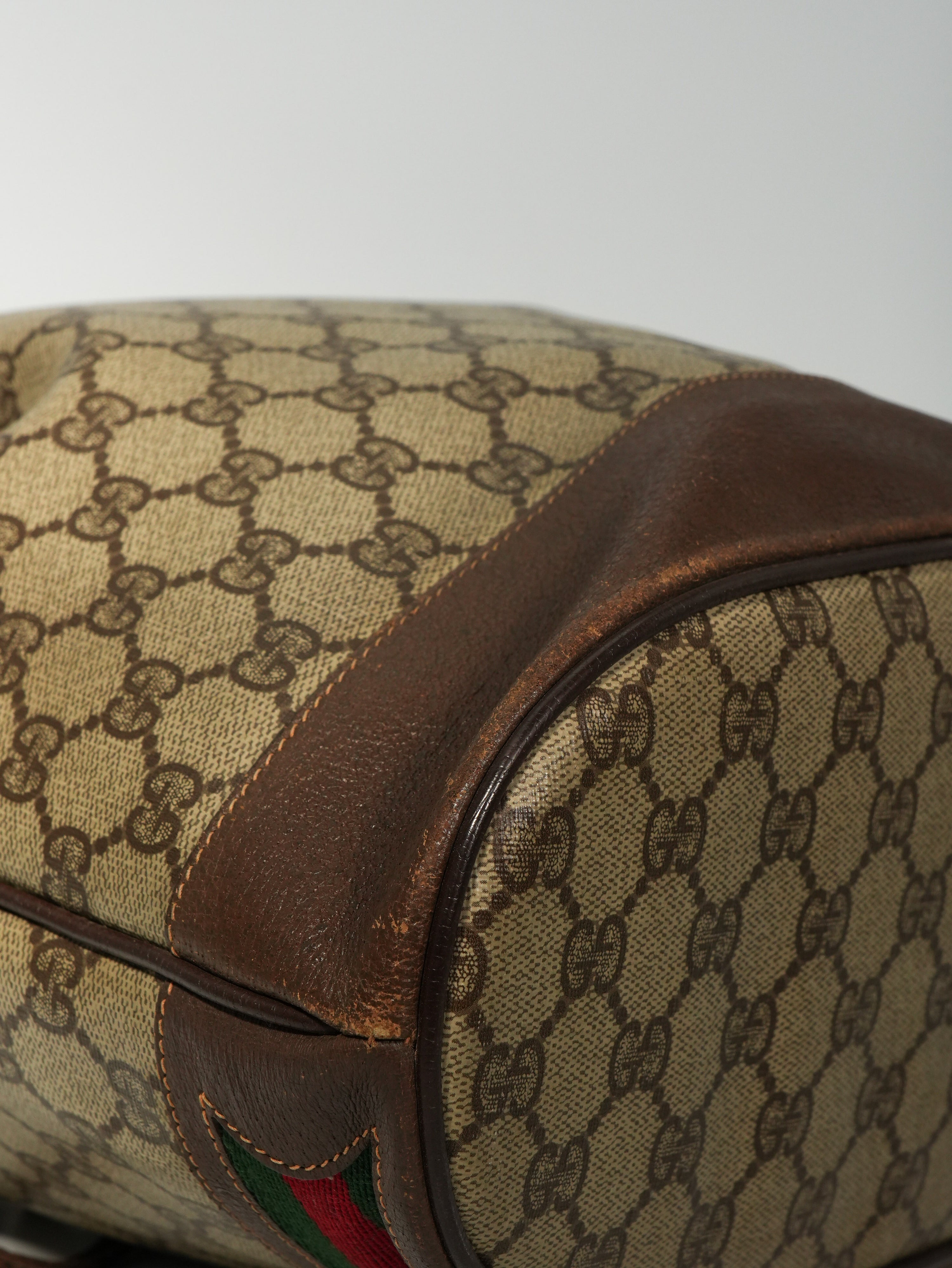 Gucci Bucket GG Supreme Vintage