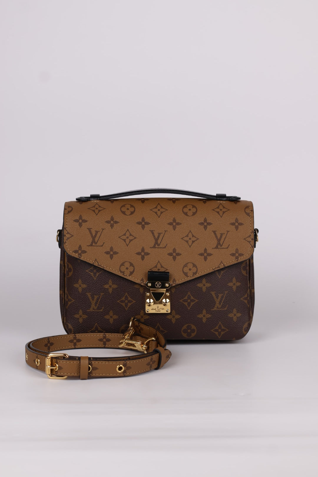 Louis Vuitton Métis Reverse