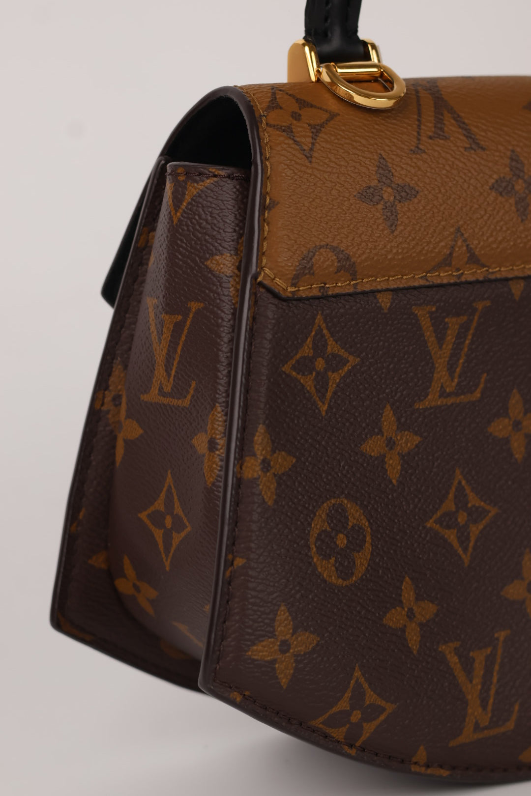 Louis Vuitton Tilsit Monogram
