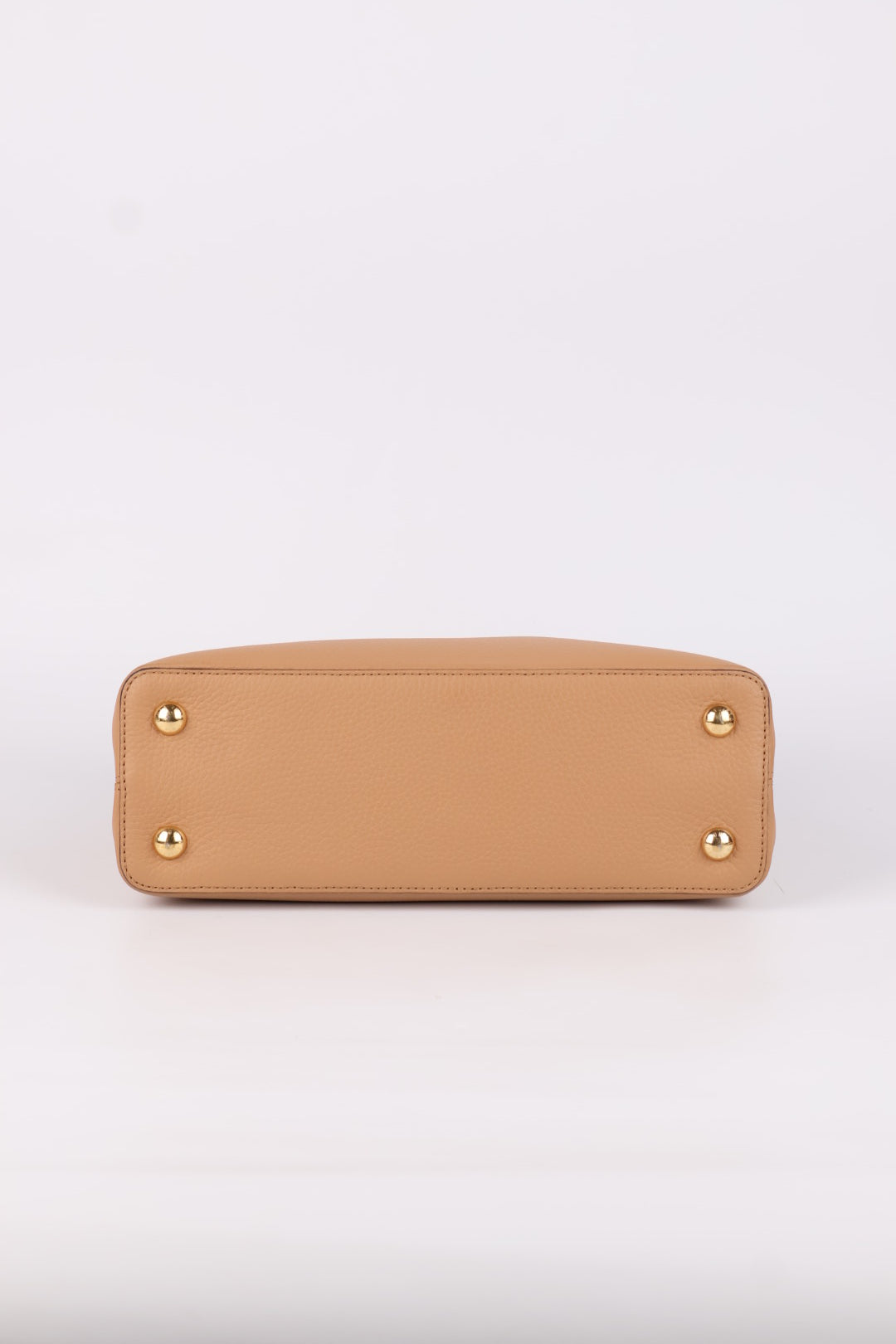 Louis Vuitton Capucines MM Arizona
