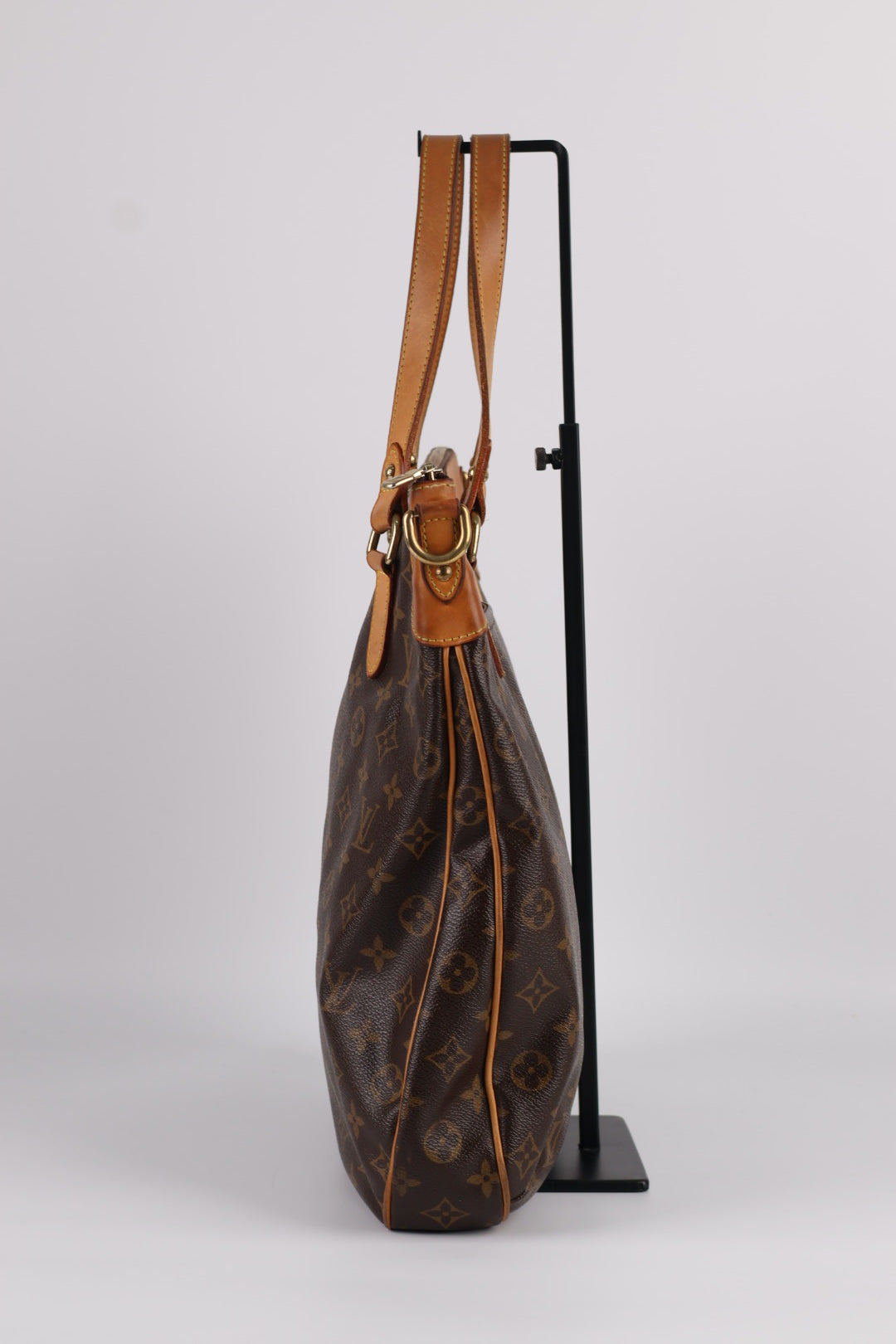 Louis Vuitton Odèon Monogram