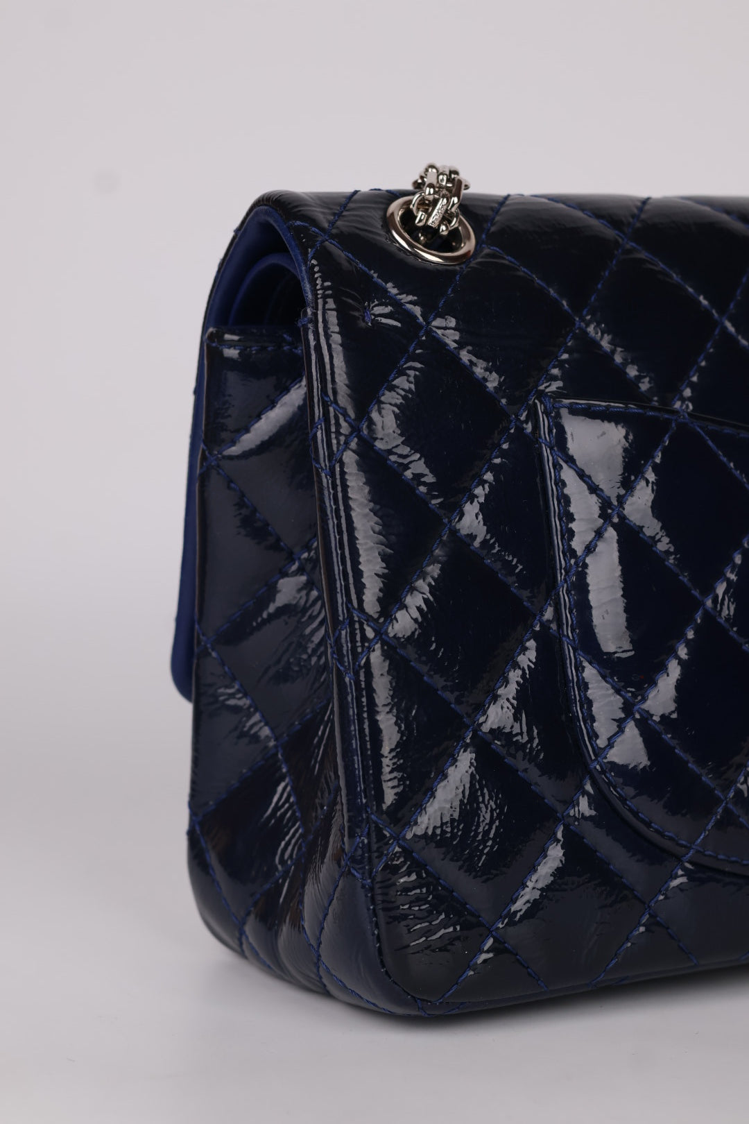 Chanel 2.55 Reissue Media Vernis