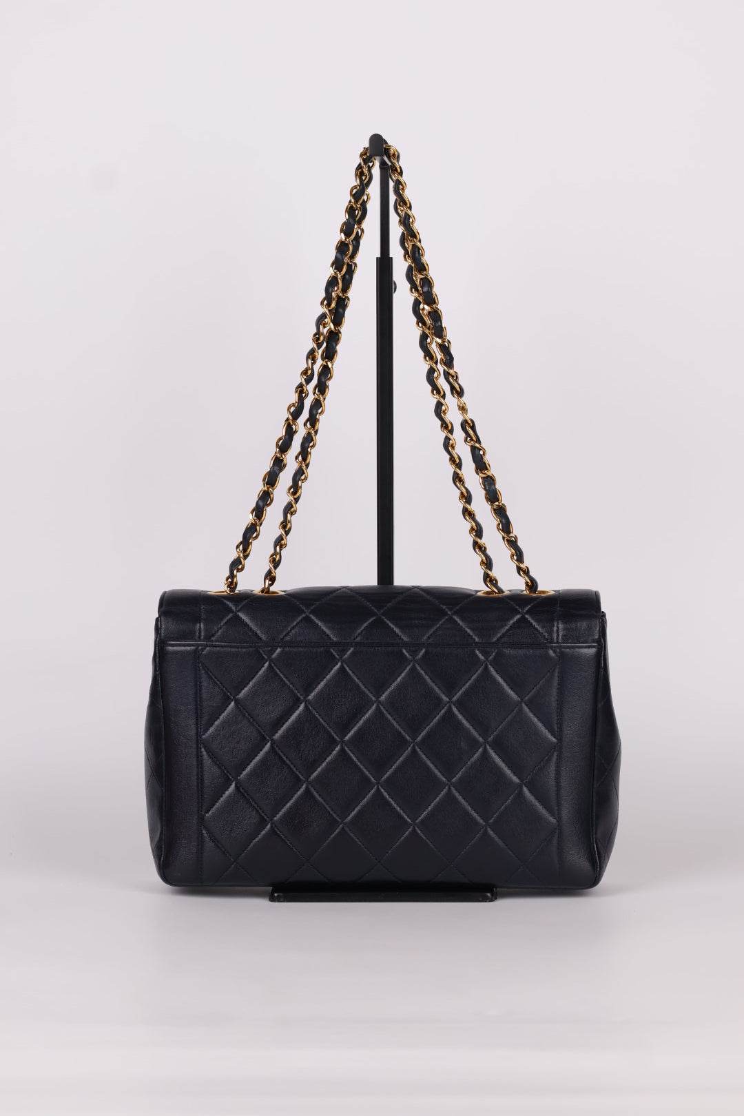 Chanel Classic Flap Vintage Matelassé