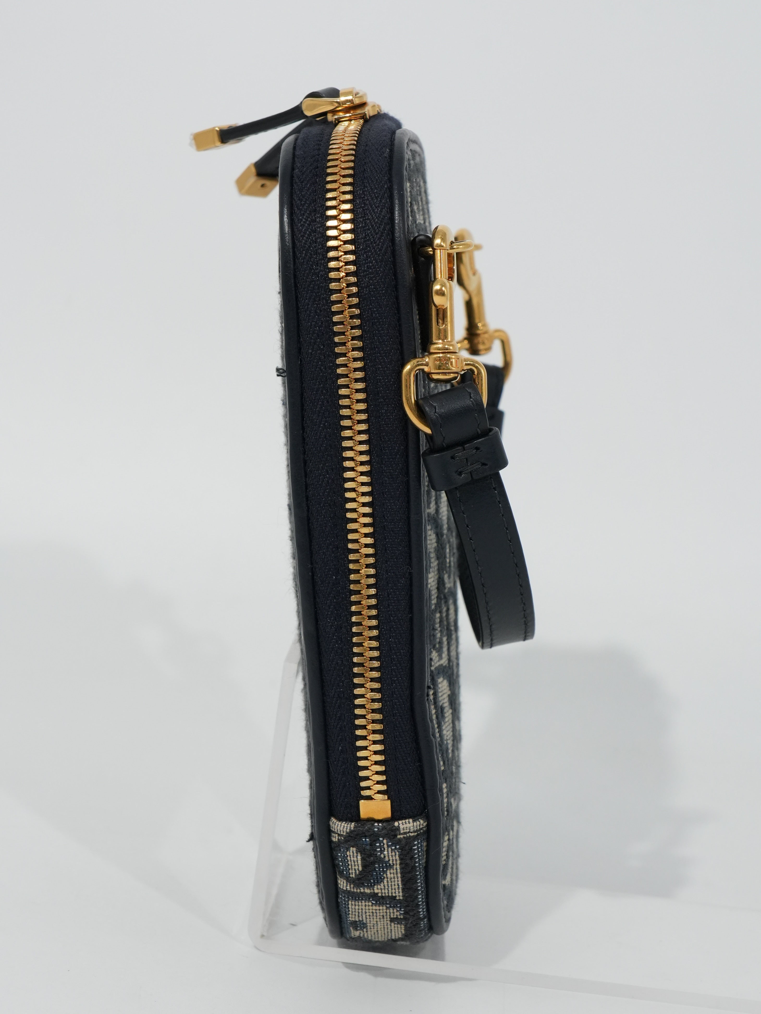 Dior Call’in 30 Montaigne