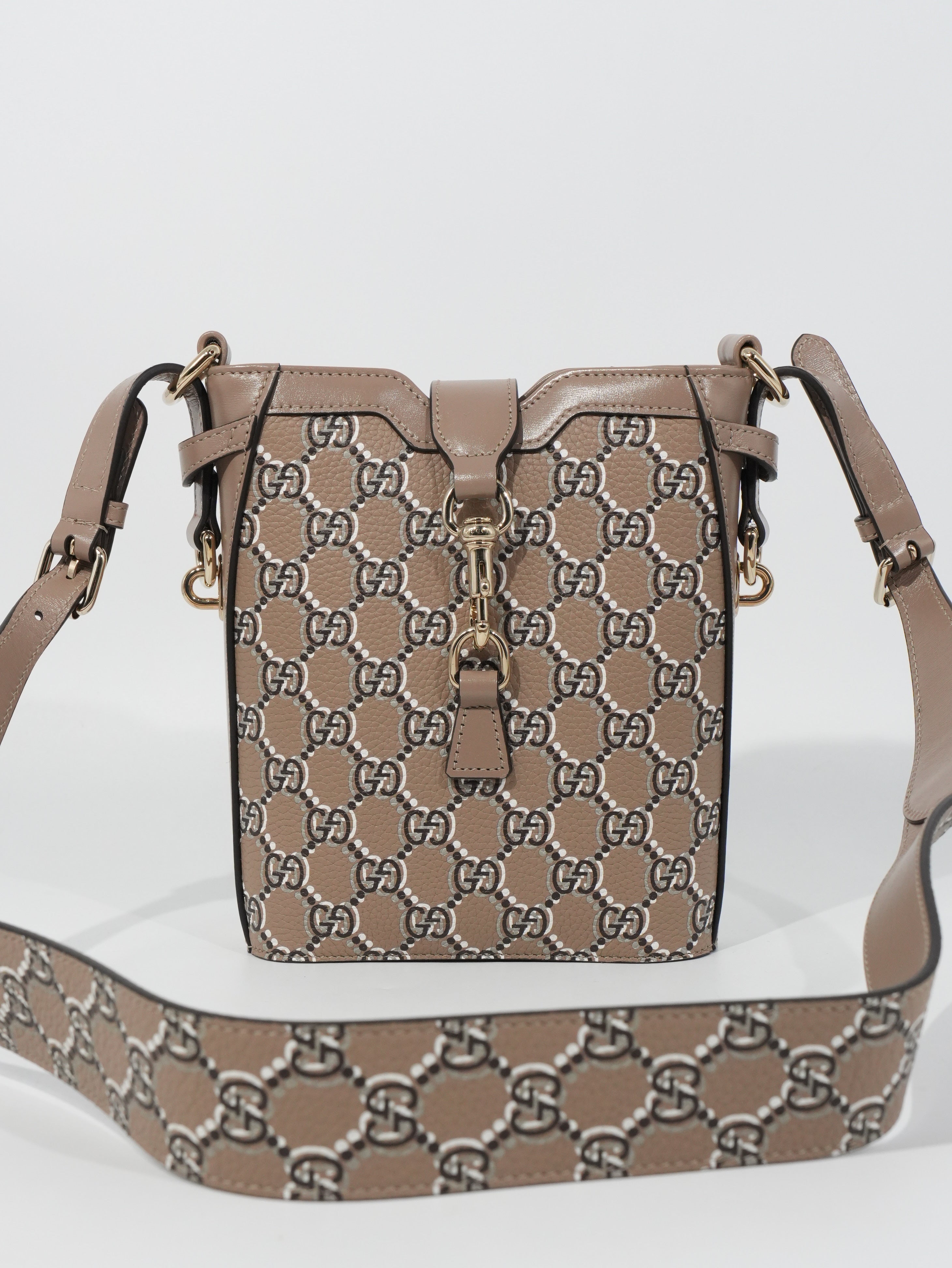 Gucci Mini Bucket GG in Pelle