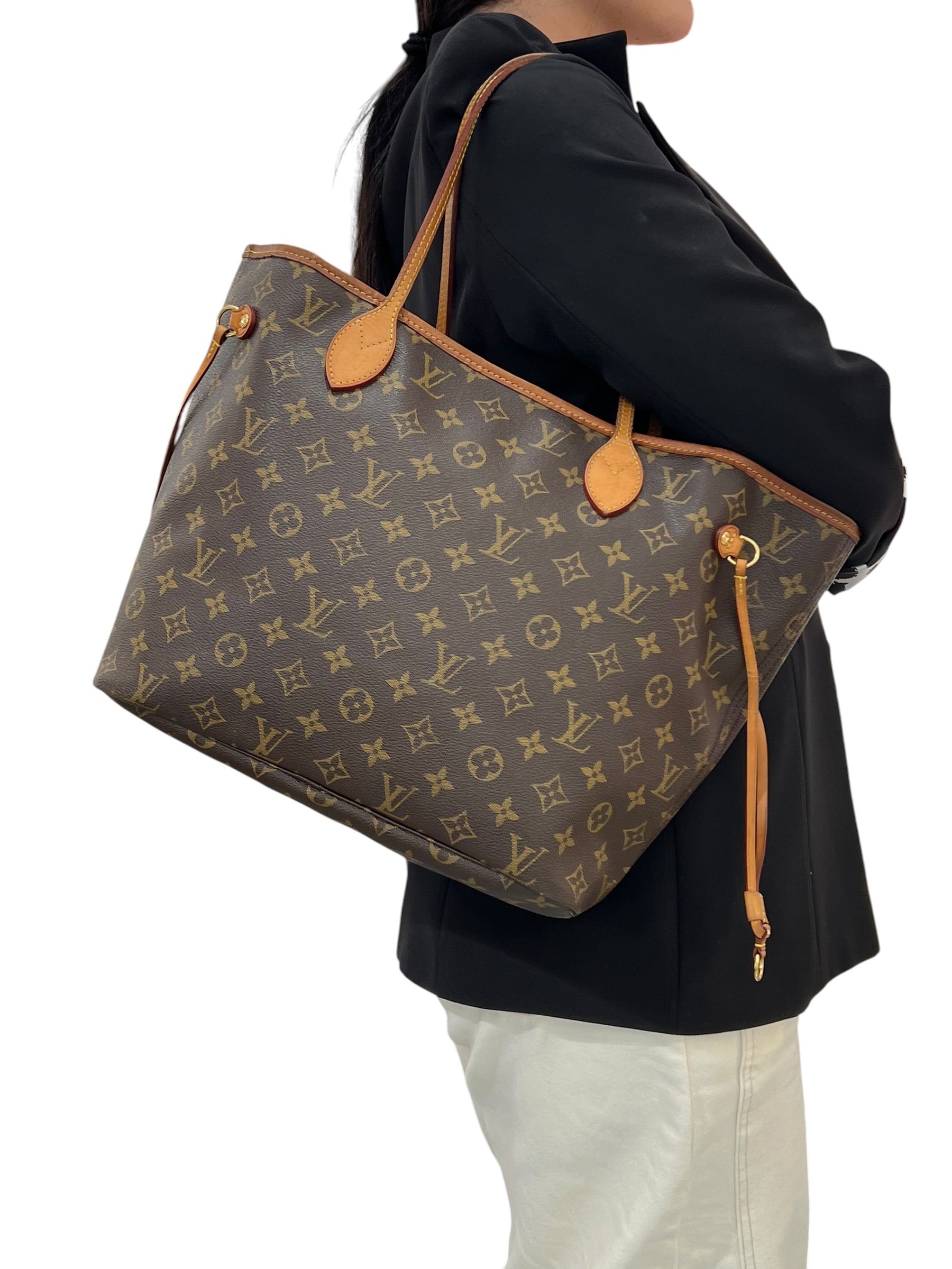 Louis Vuitton Neverfull MM Monogram