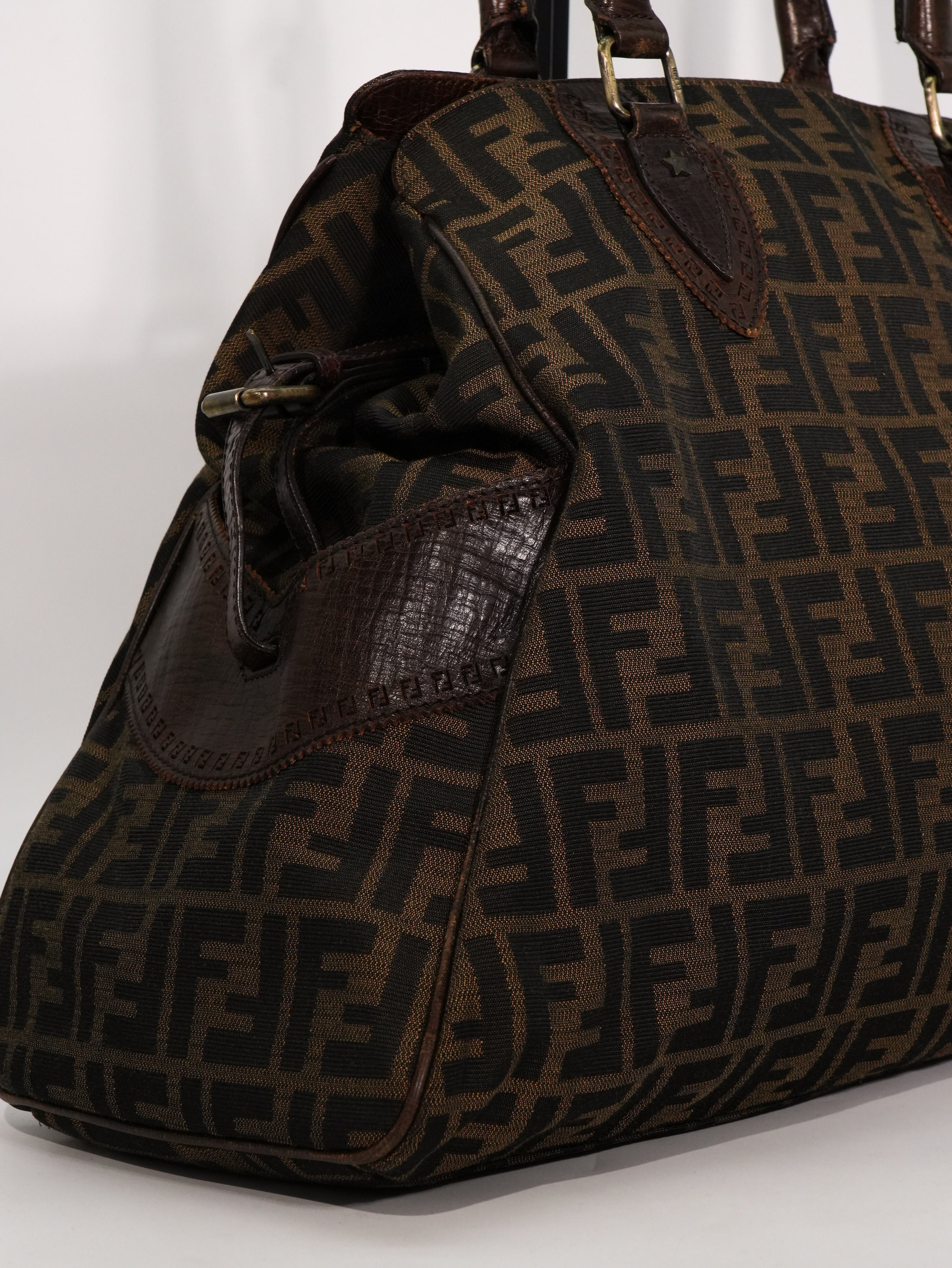 Fendi De Jour Large FF Logo