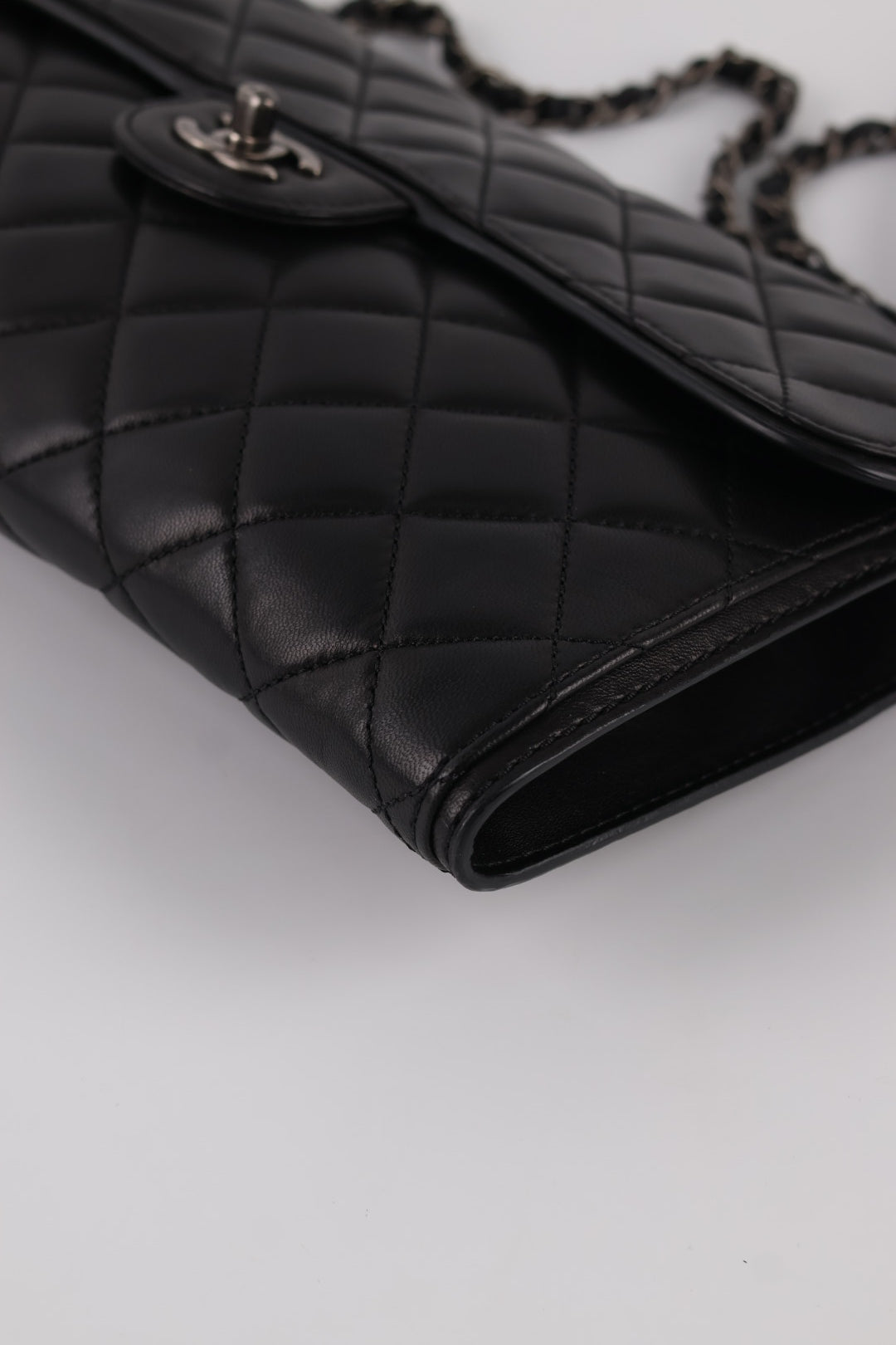 Chanel Classic East West Matelassé