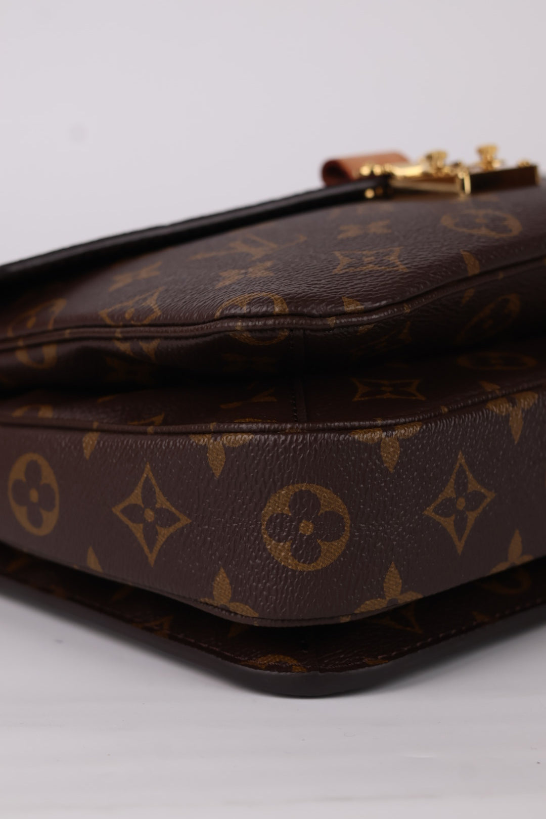 Louis Vuitton Métis Monogram