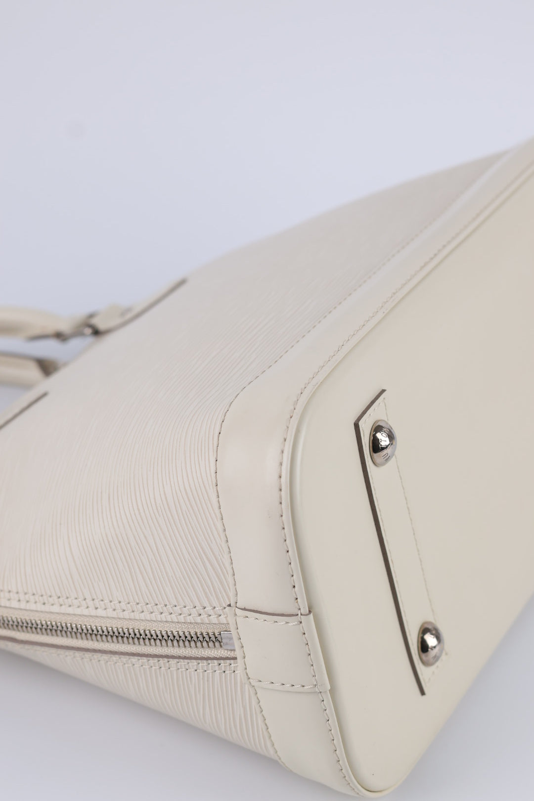 Louis Vuitton Alma in pelle Epi