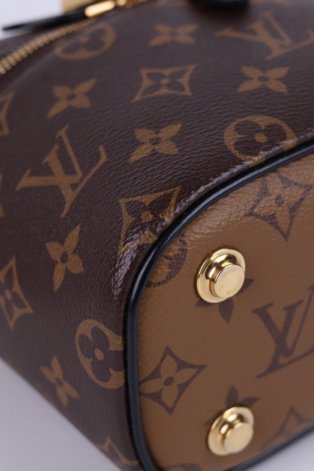 Louis Vuitton Vanity Monogram