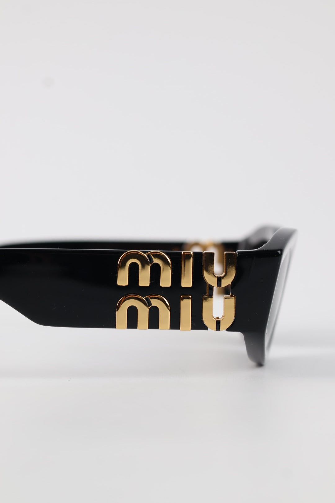 Miu Miu Occhiali da sole SMU11W