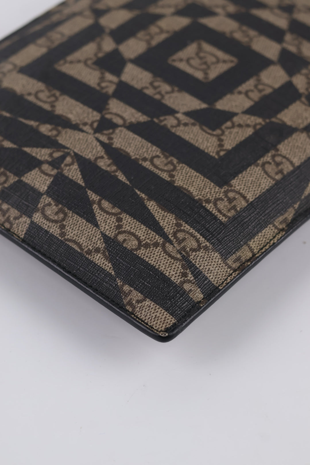 Gucci Pochette Caleido GG Supreme