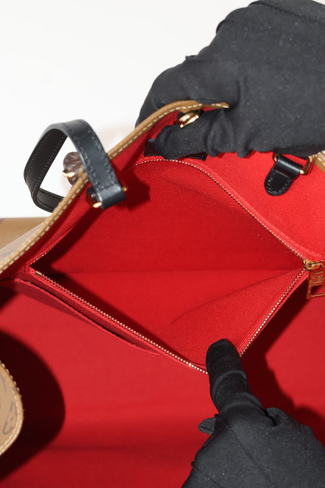 Louis Vuitton OnTheGo GM