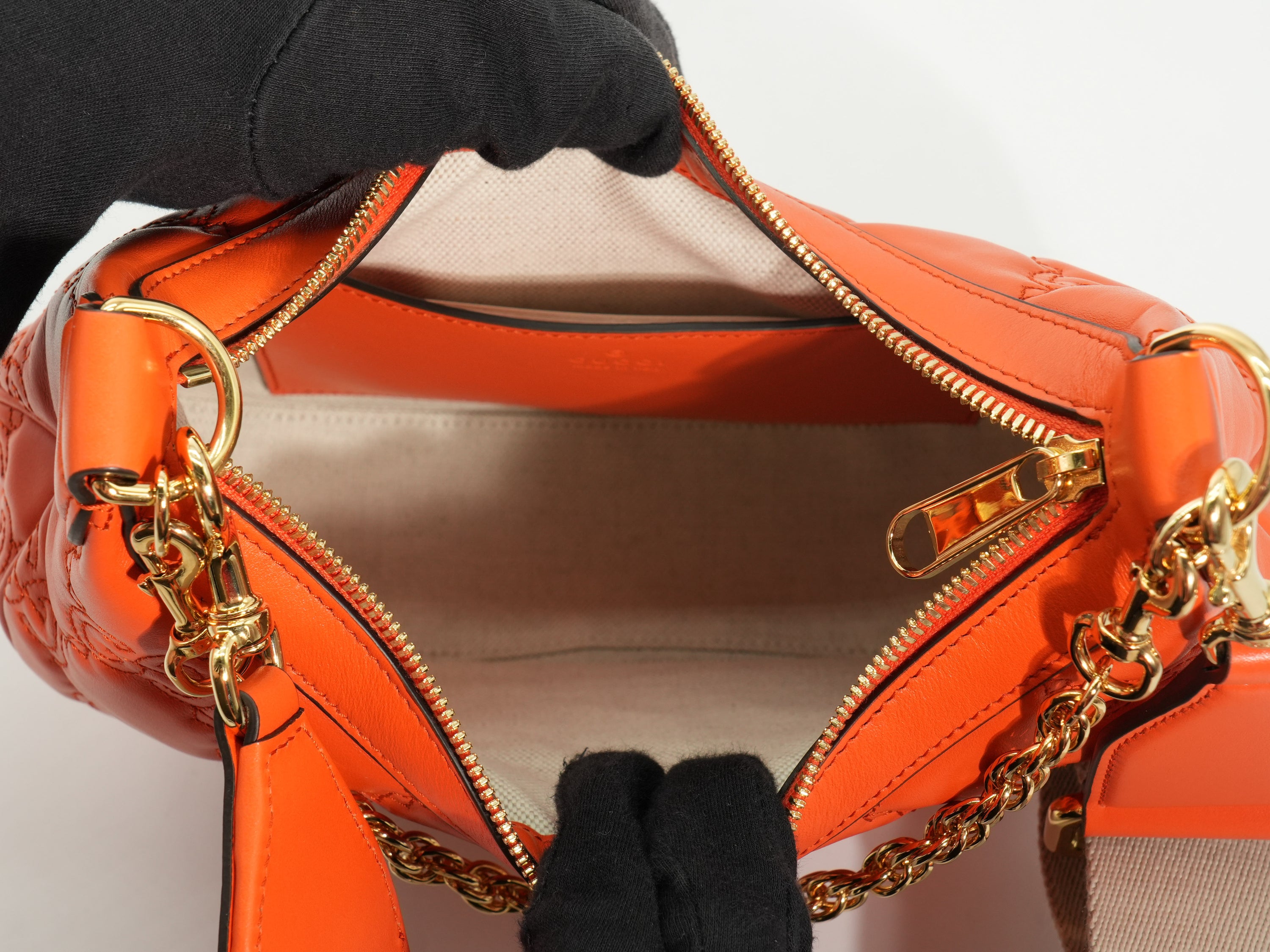 Gucci Hobo GG Matelassé