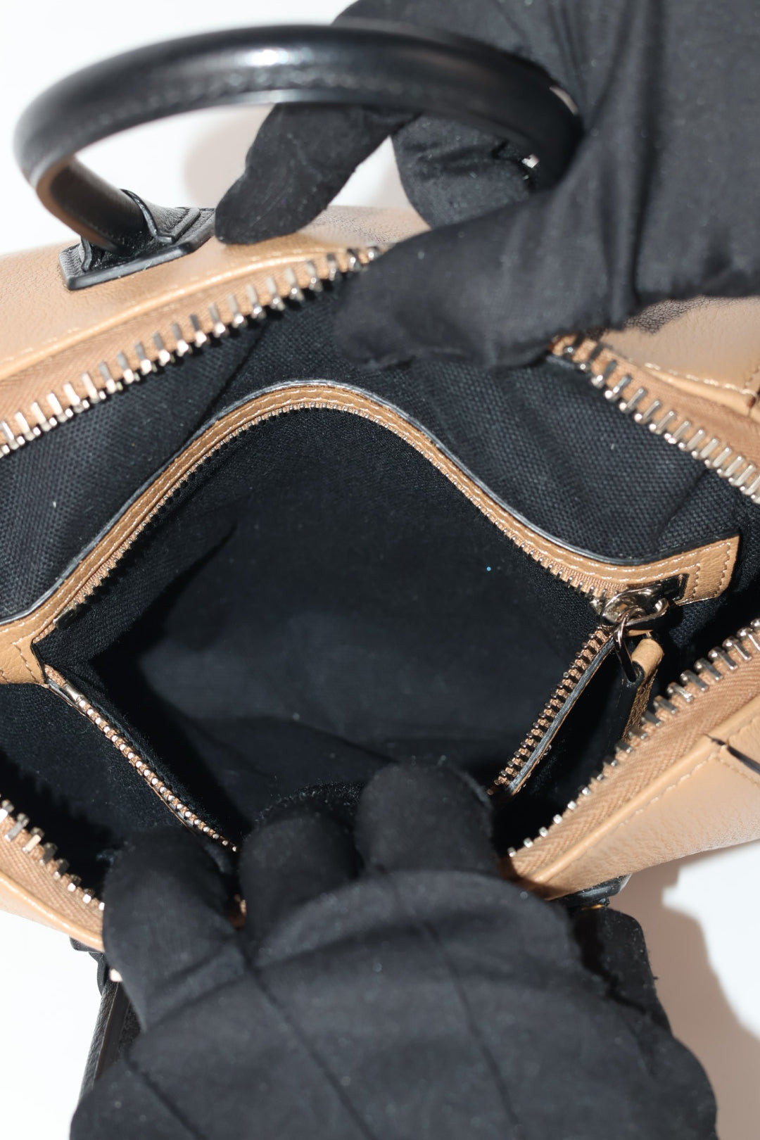 Givenchy Antigona Small in Pelle