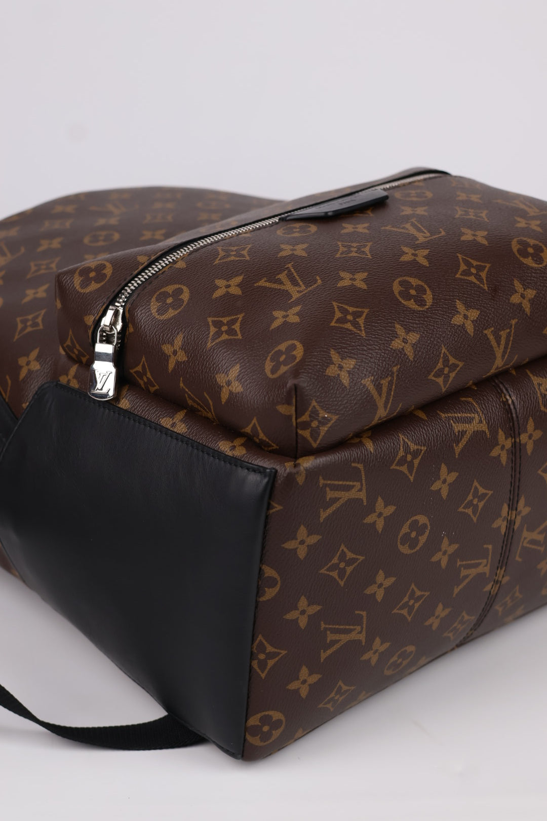 Louis Vuitton Zaino Discovery PM Monogram