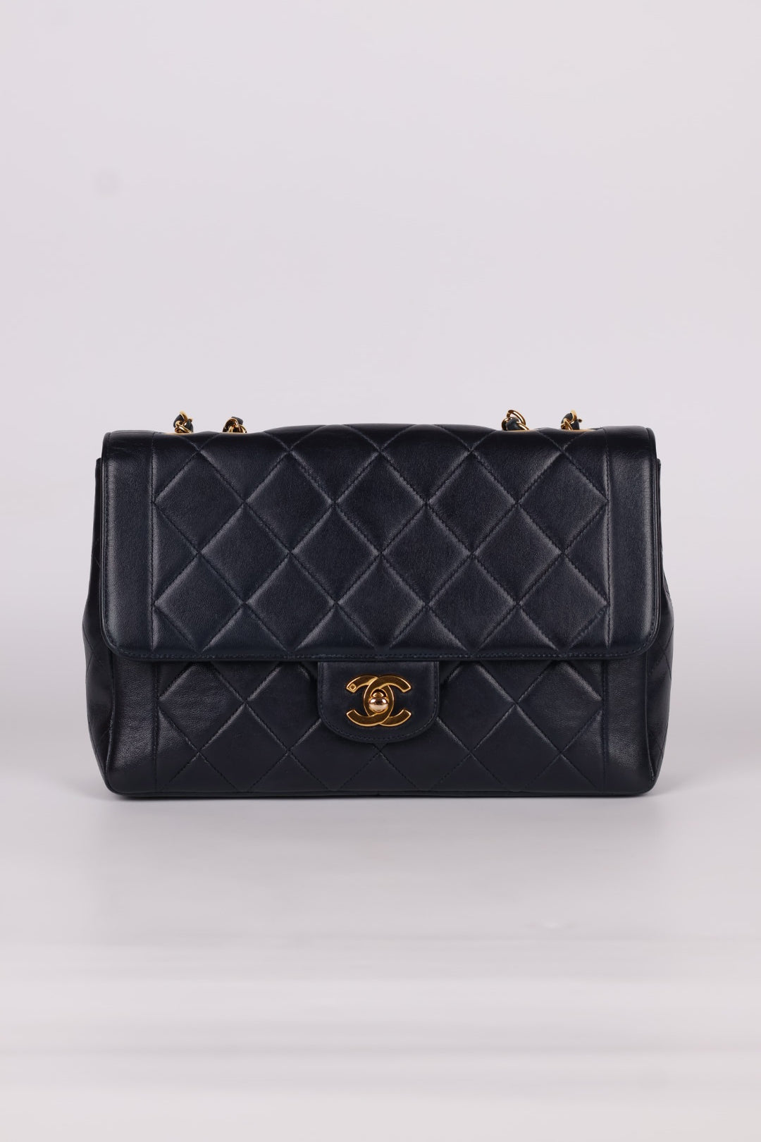 Chanel Classic Flap Vintage Matelassé