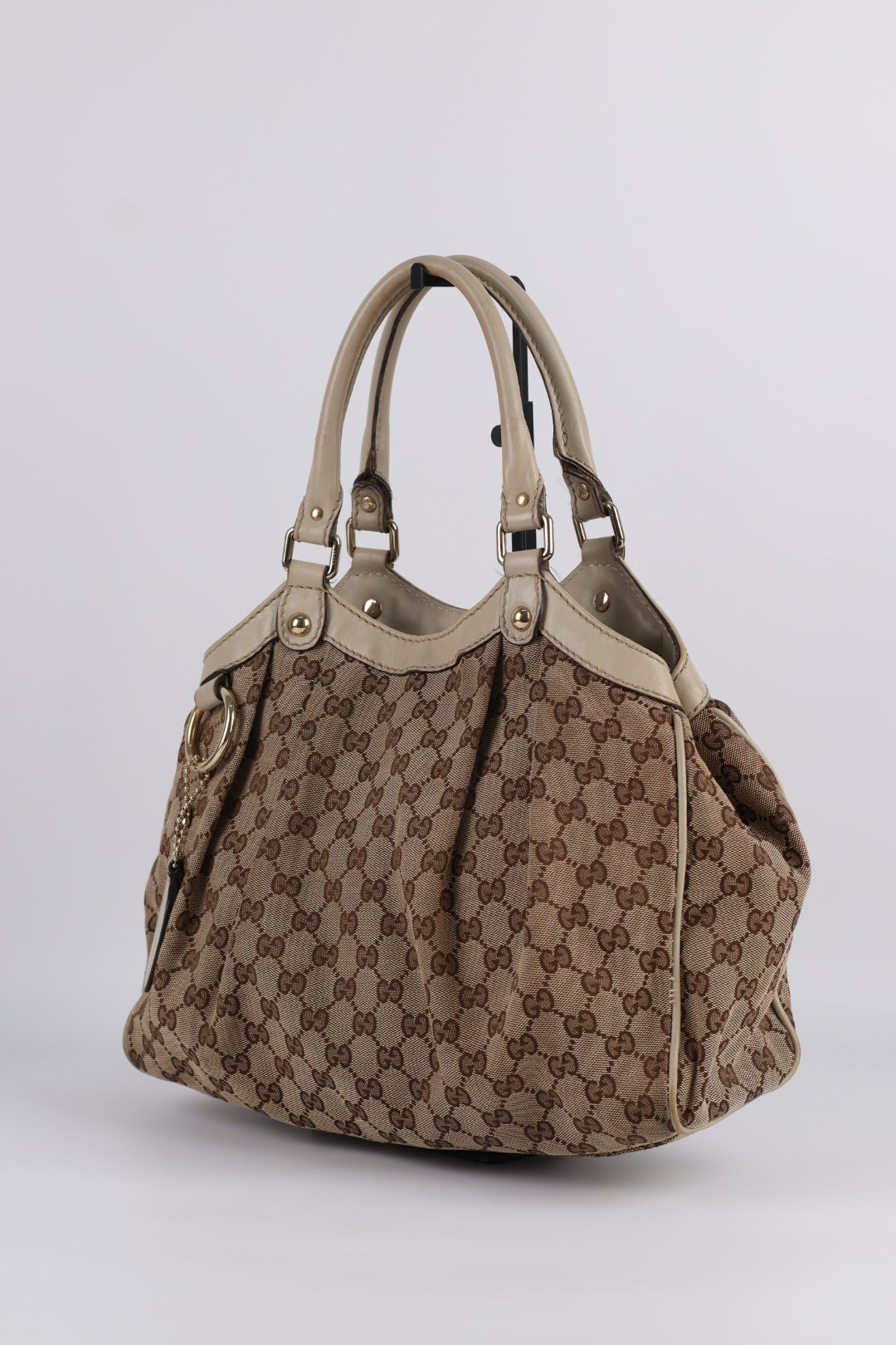 Gucci Sukey Small GG Wave