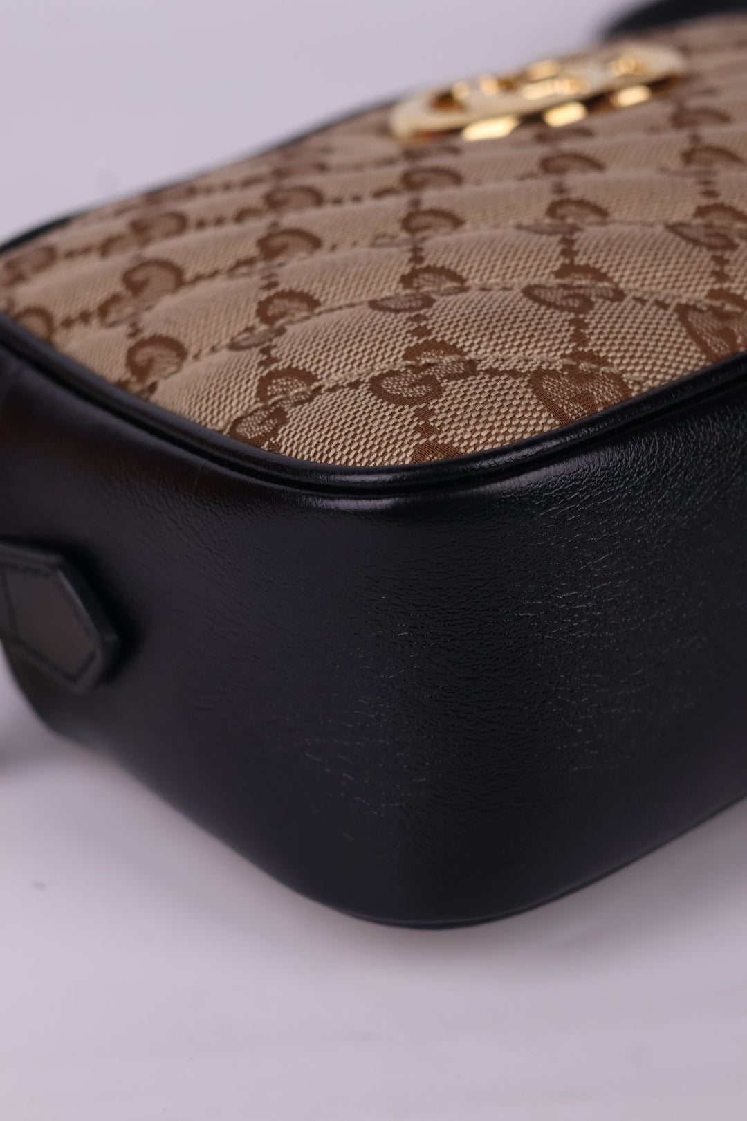 Gucci Marmont Camera Bag GG Wave
