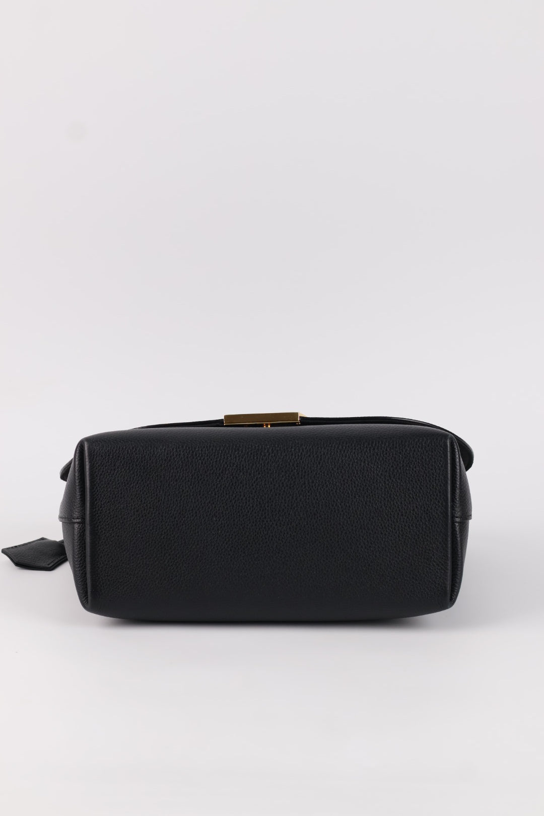 Louis Vuitton Volta Taurillon