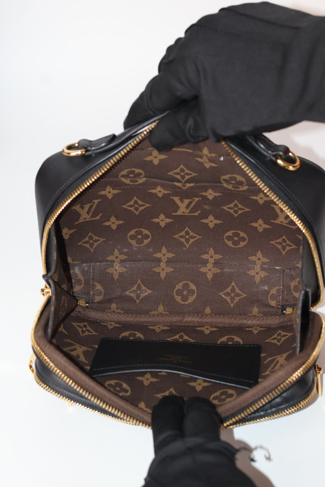 Louis Vuitton Utility Empreinte