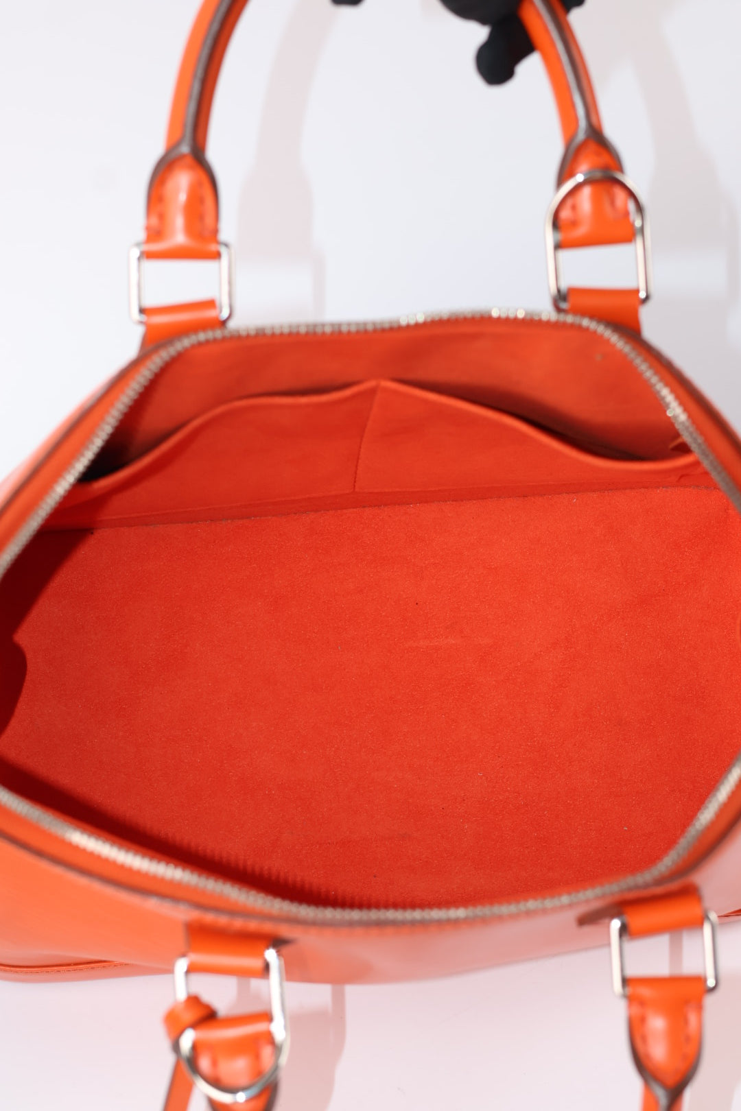 Louis Vuitton Alma Pm Epi