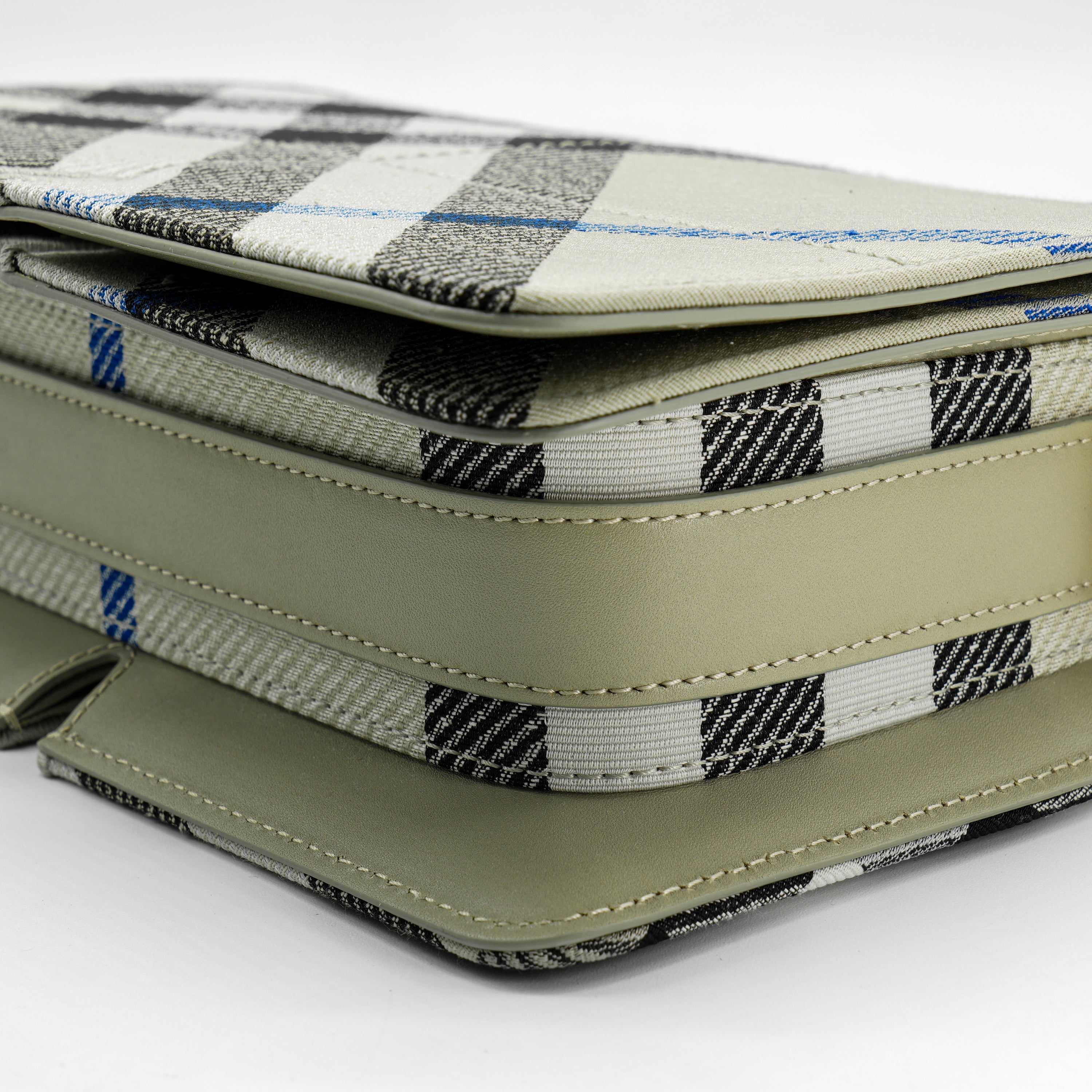 Burberry Snip Check
