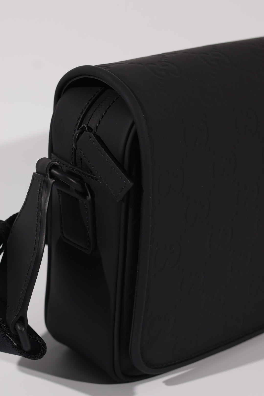 Gucci messenger GG gommato