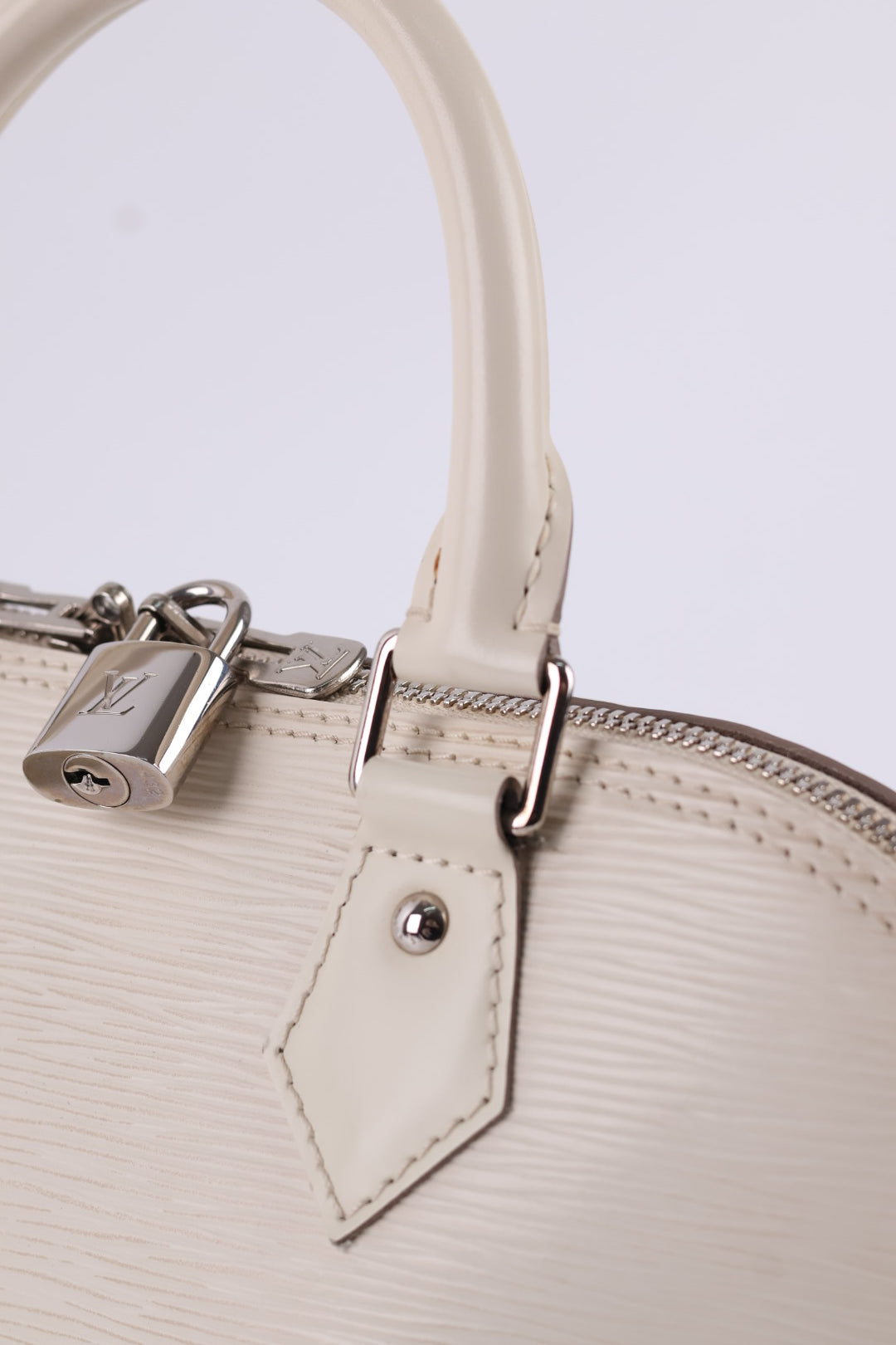 Louis Vuitton Alma Pm Epi