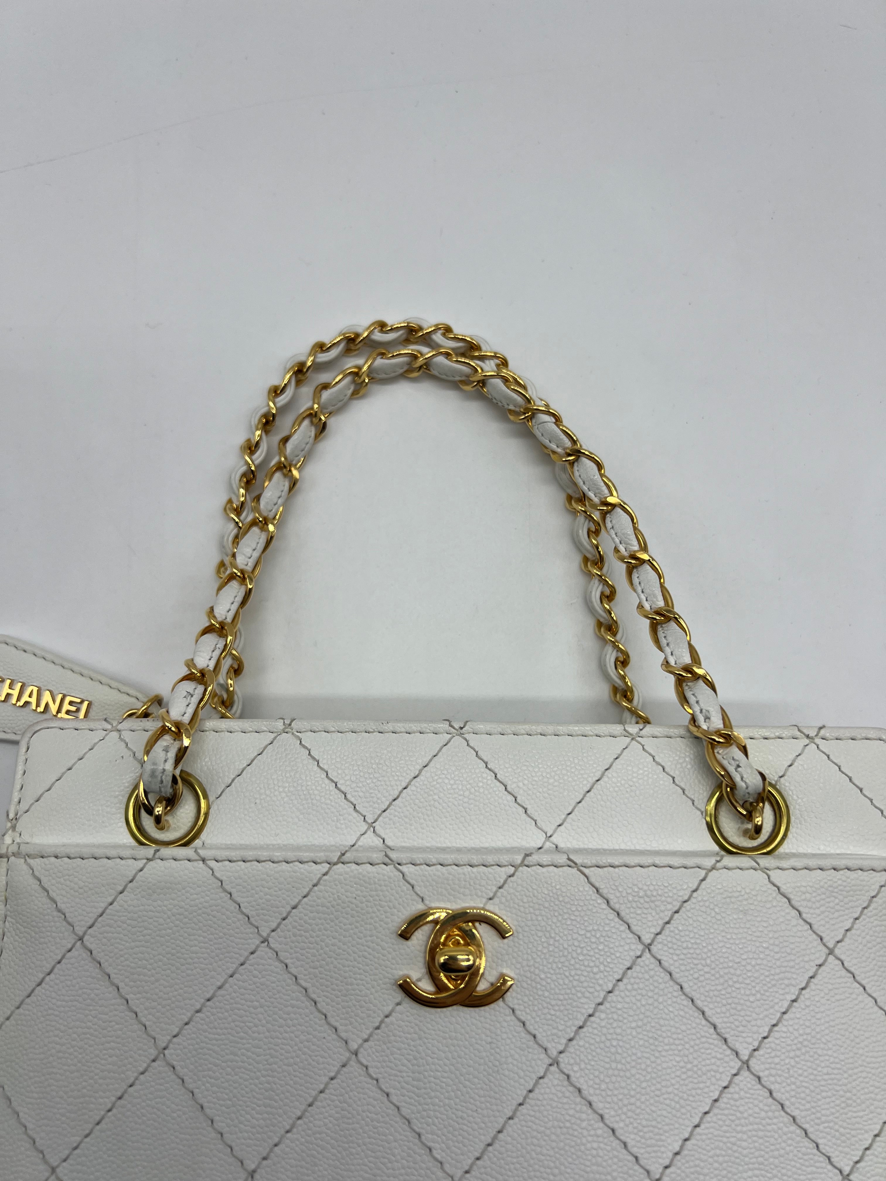 Chanel Tote Bag Vintage Caviar