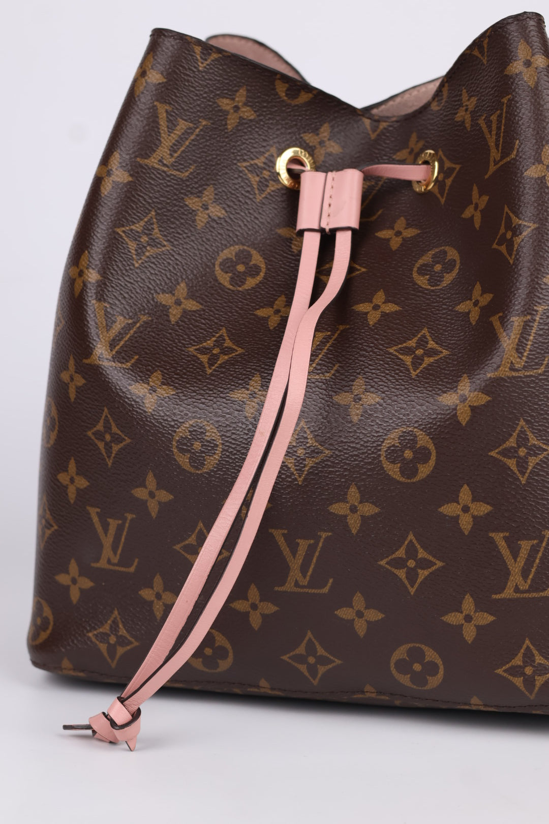 Louis Vuitton Neo Noé MM