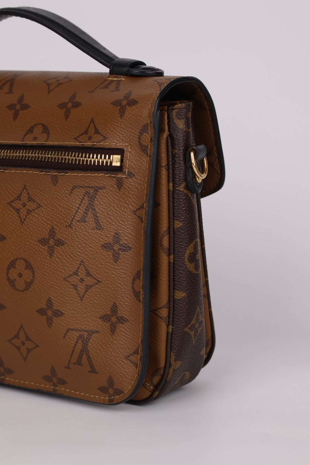 Louis Vuitton Métis Reverse