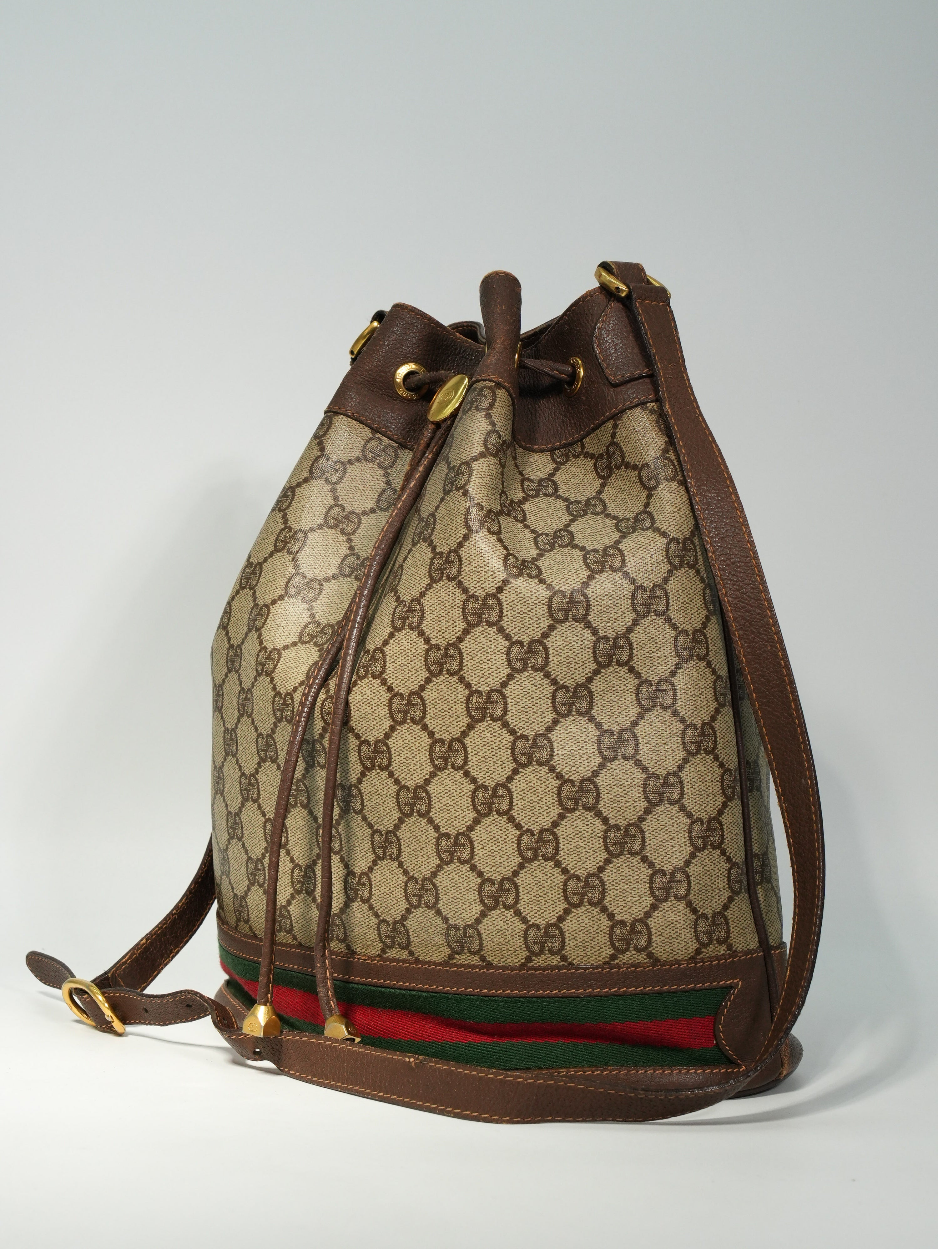 Gucci Bucket GG Supreme Vintage
