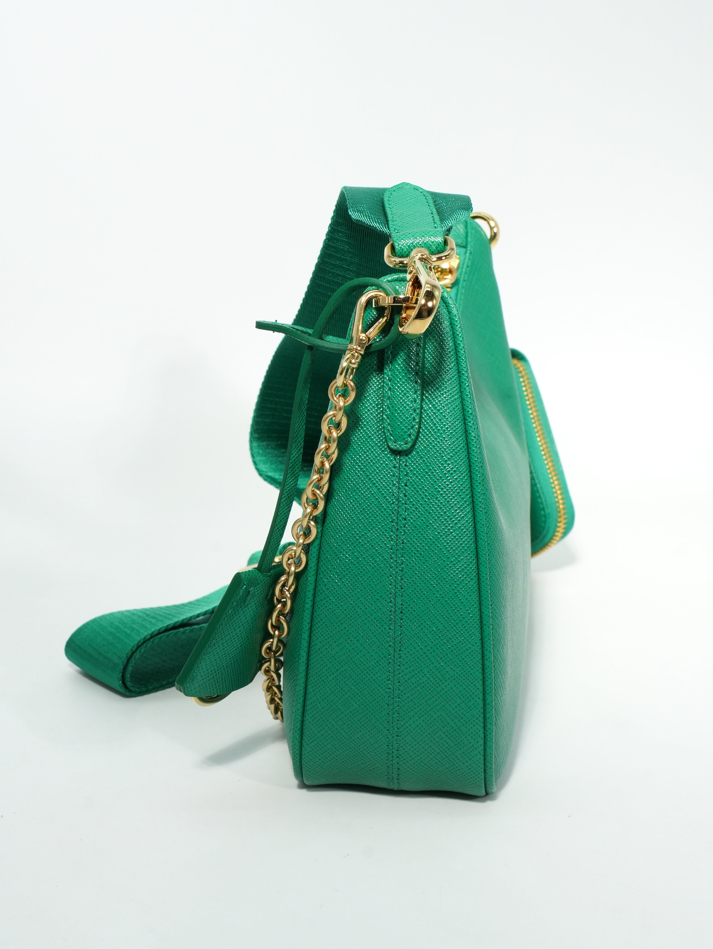Prada Re-Edition 2005 Saffiano