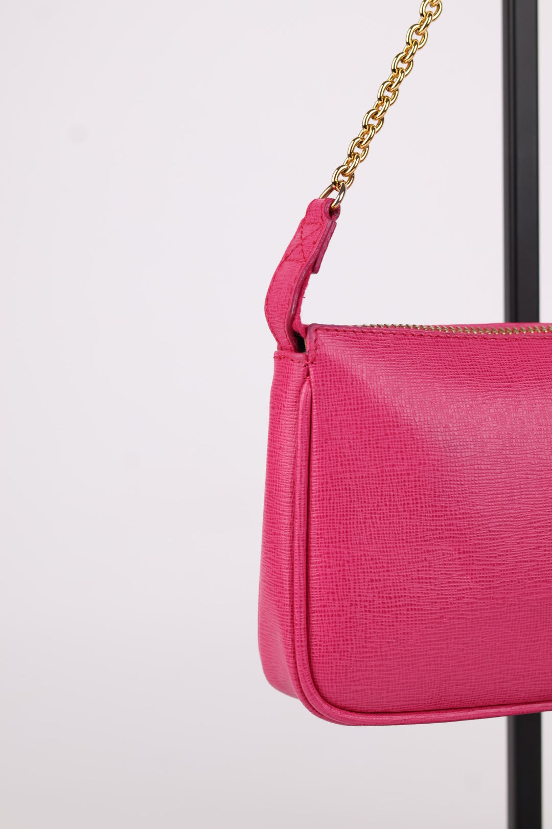 Fendi Chain Pochette in Pelle