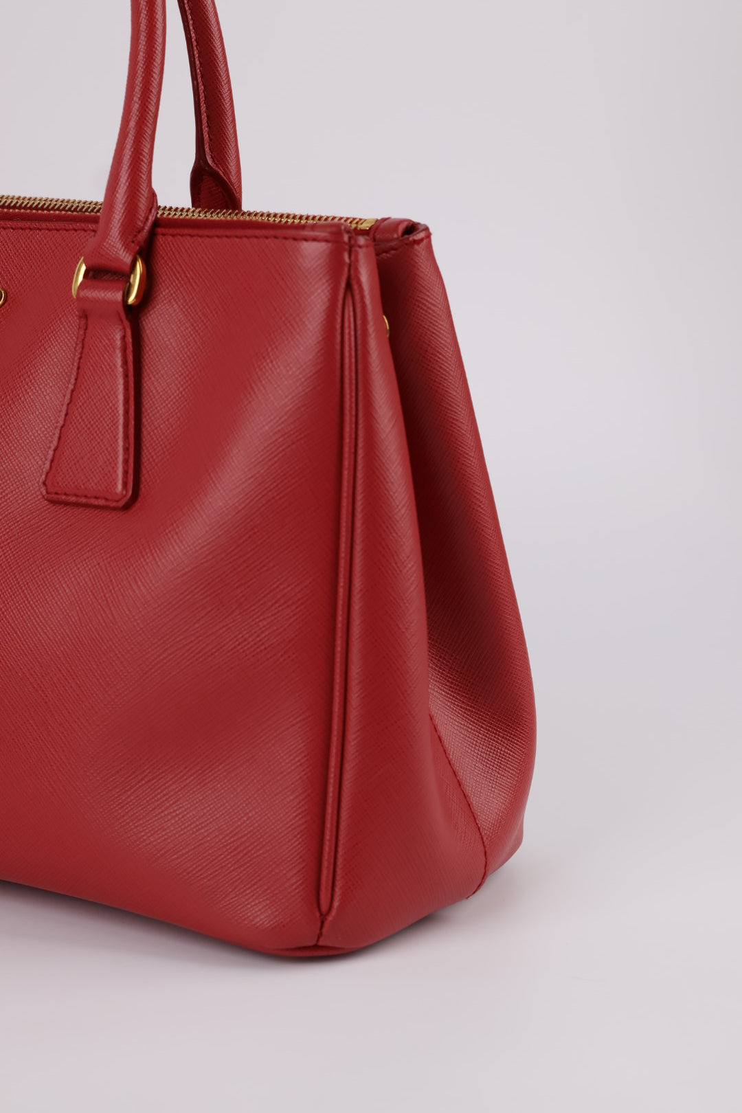 Prada Galleria Media Saffiano