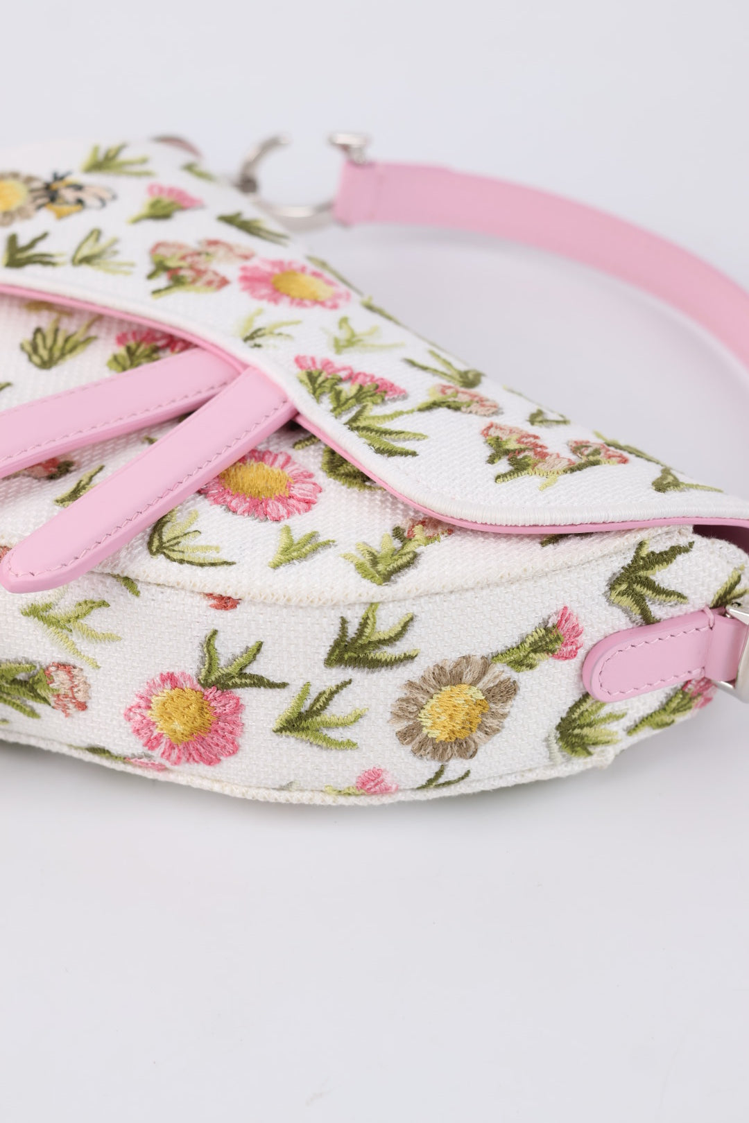 Dior Saddle Piccola Daisy Garden