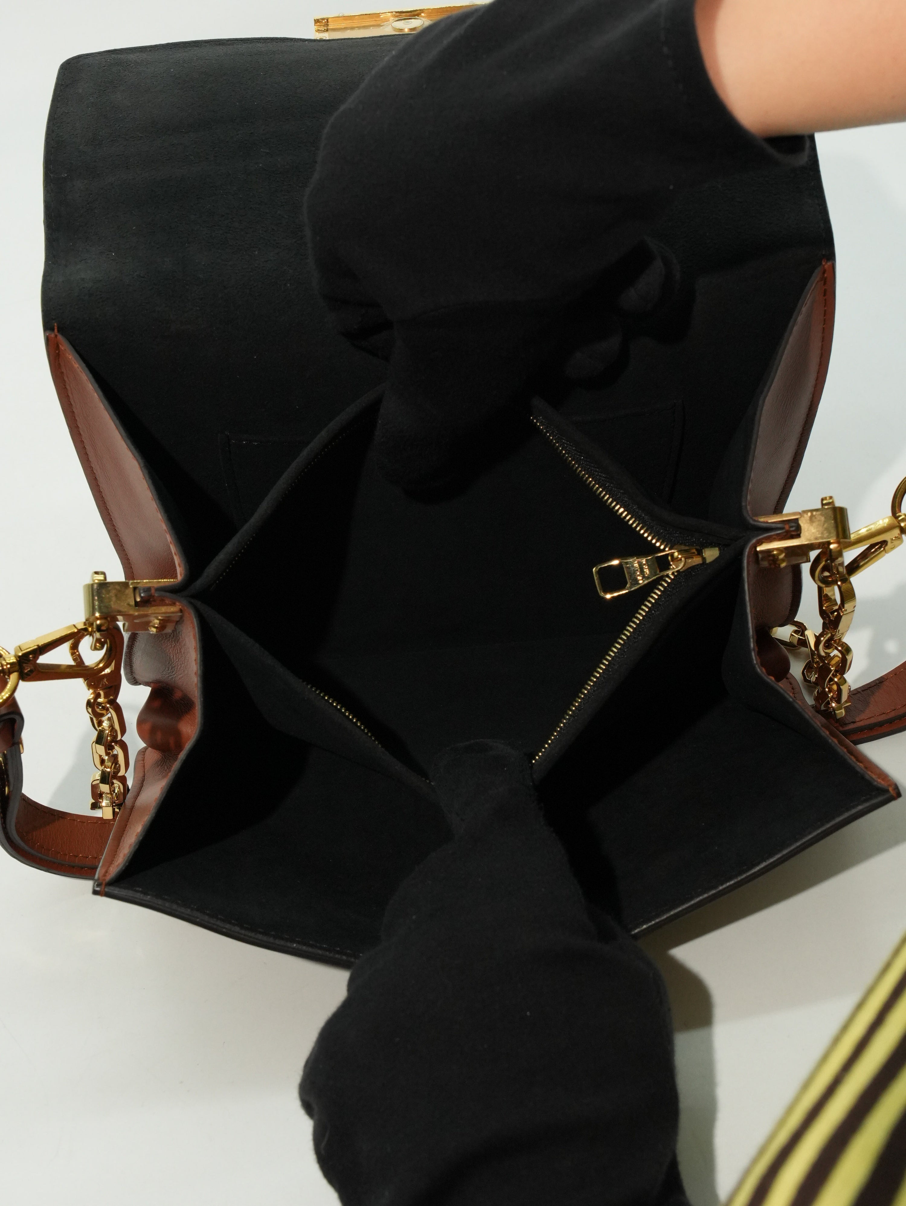 Louis Vuitton Dauphine MM