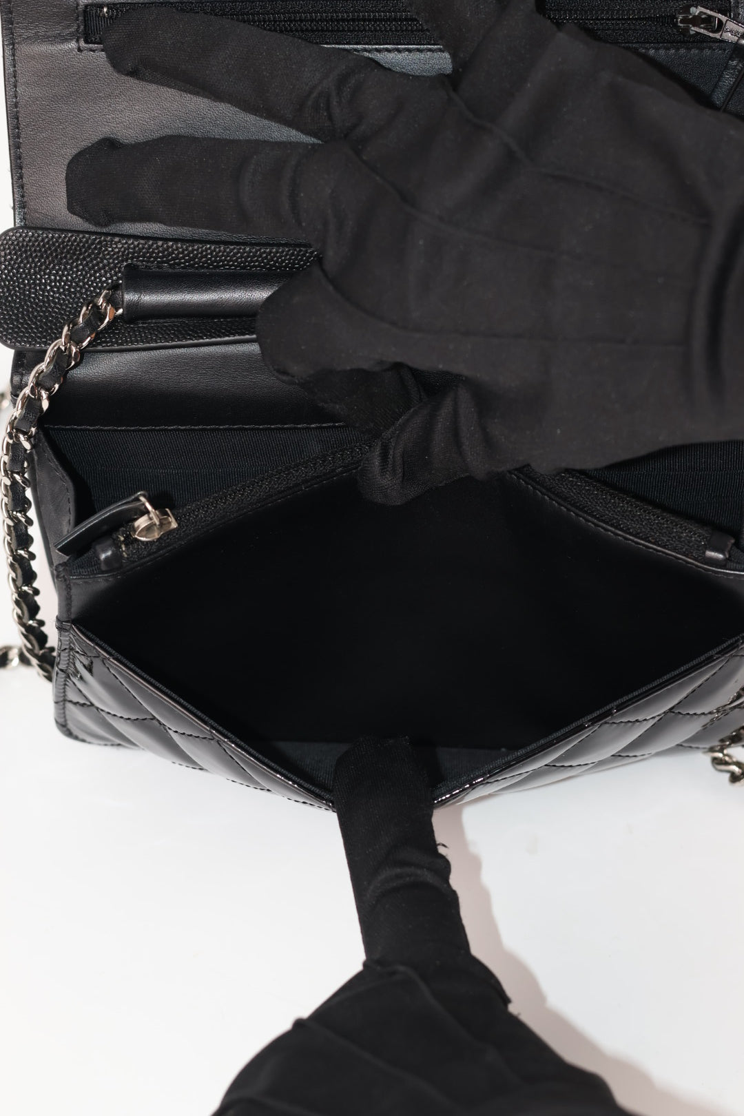 Chanel Woc Classic Vernis