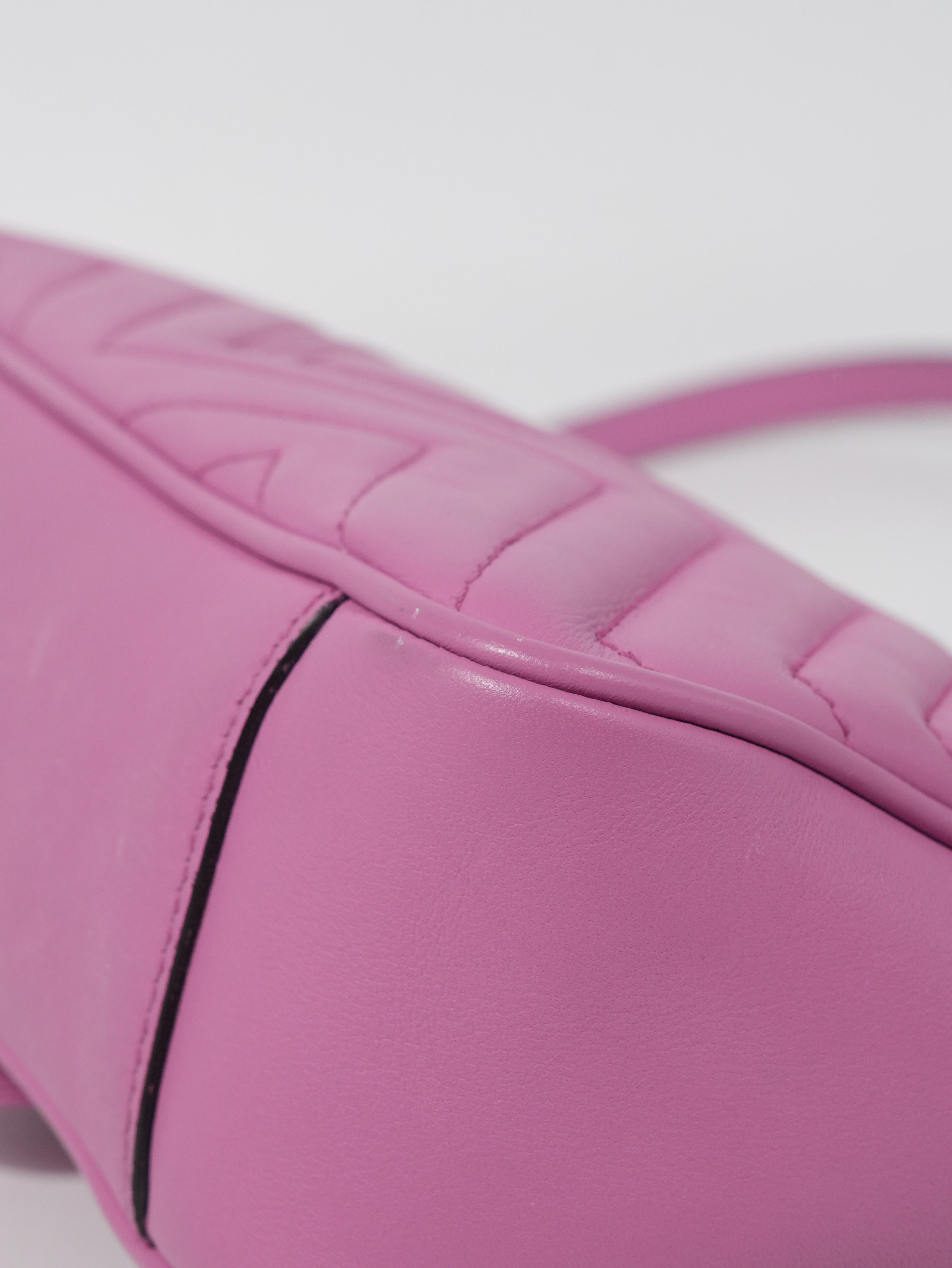 Gucci Marmont Media in Pelle Matelassé