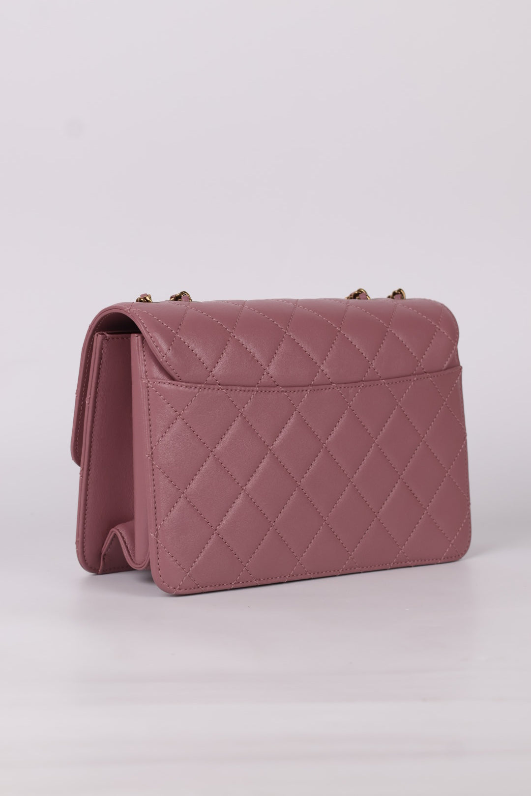 Chanel Beauty Lock Matelassé