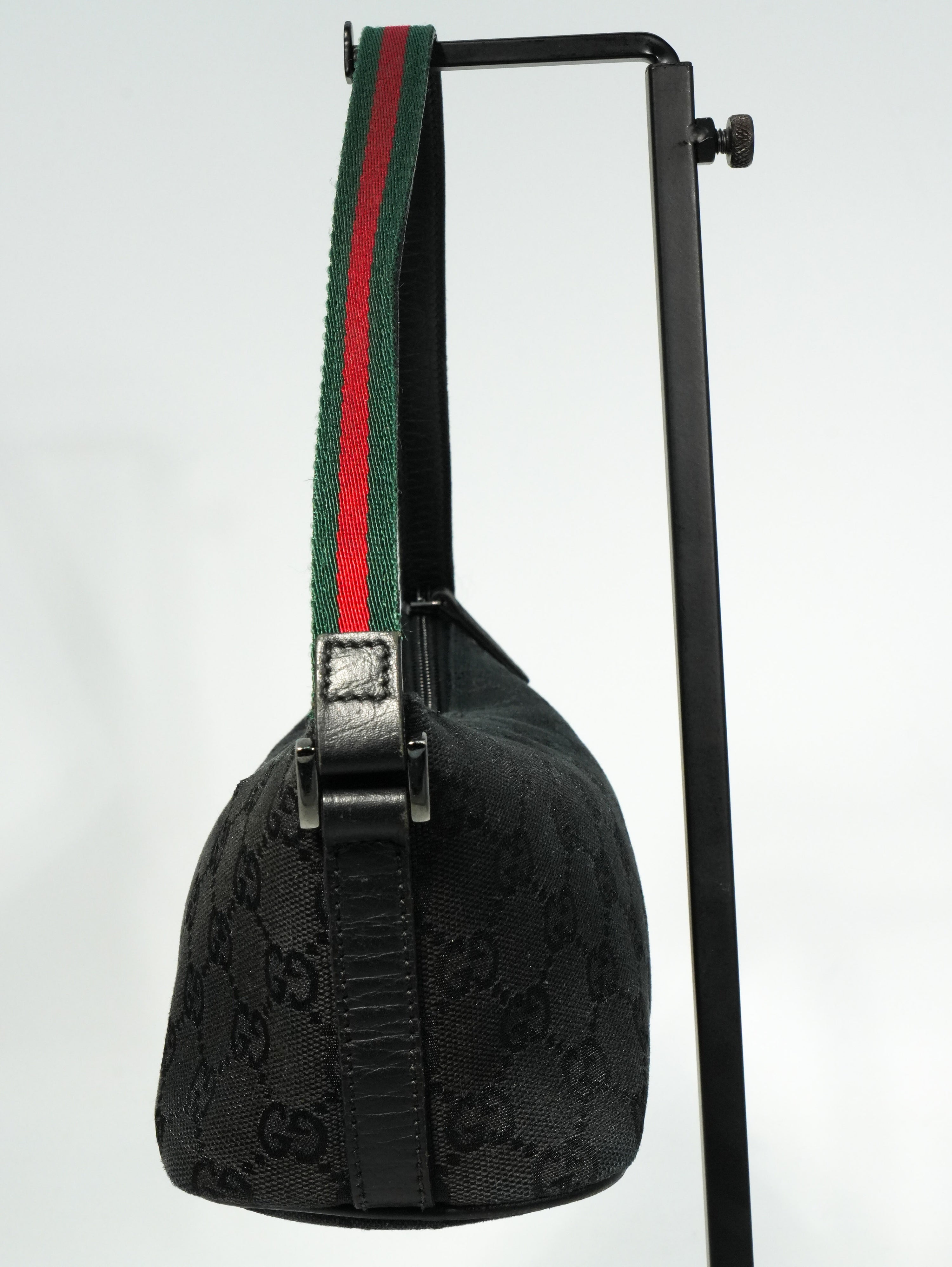 Gucci Boat Bag GG Wave